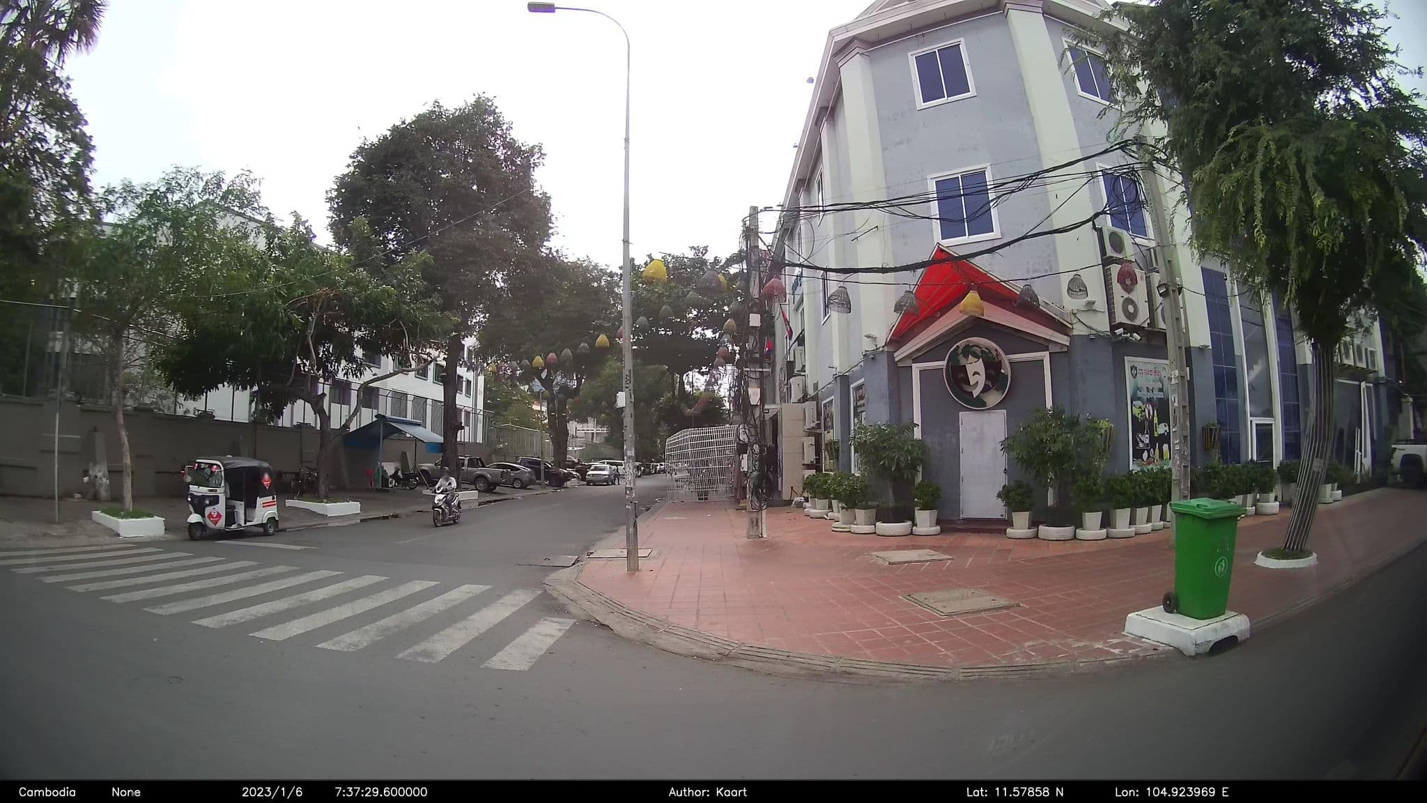 Street view near DoDo, Phnom Penh