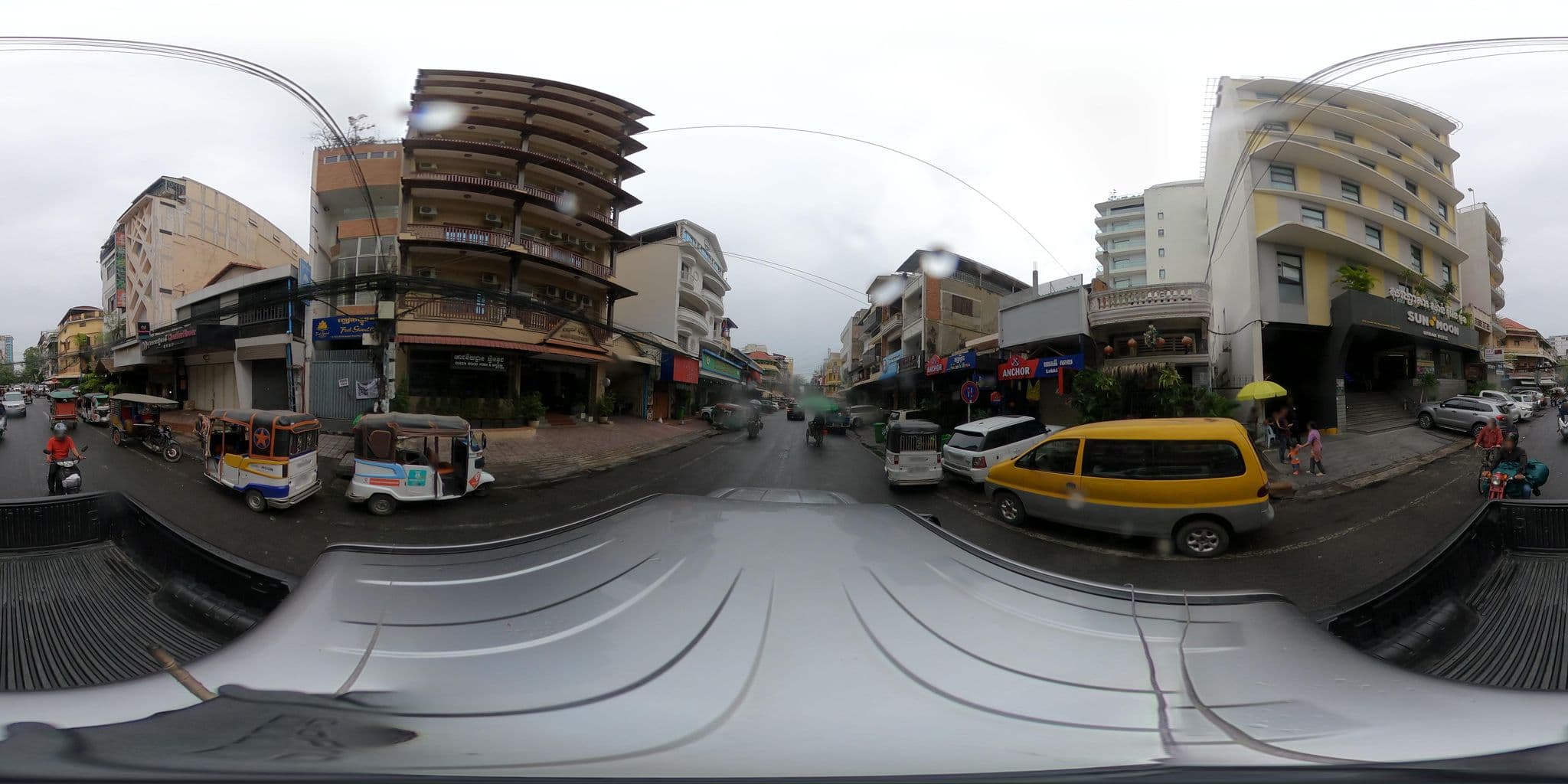 Street view near Queen Wood Hotel, Phnom Penh