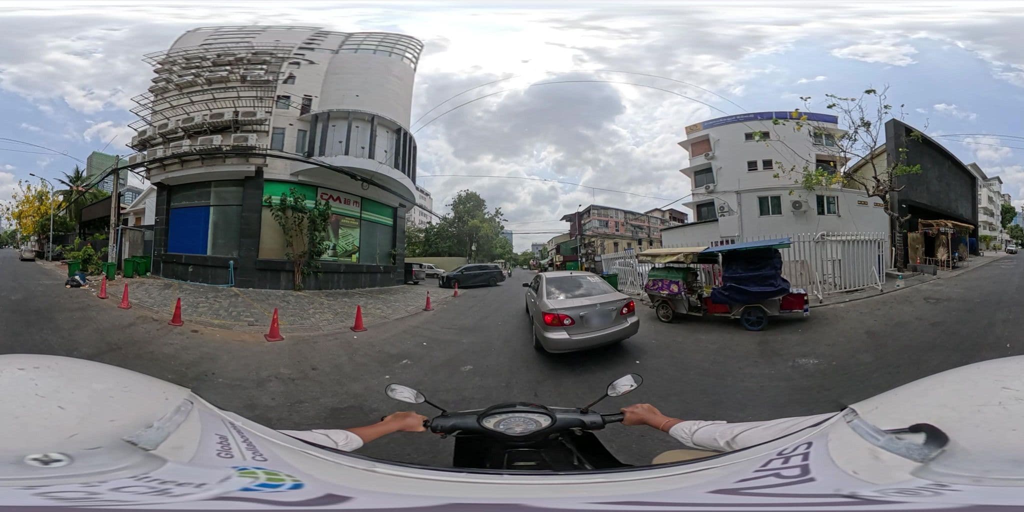Street view near Base Villa, Phnom Penh