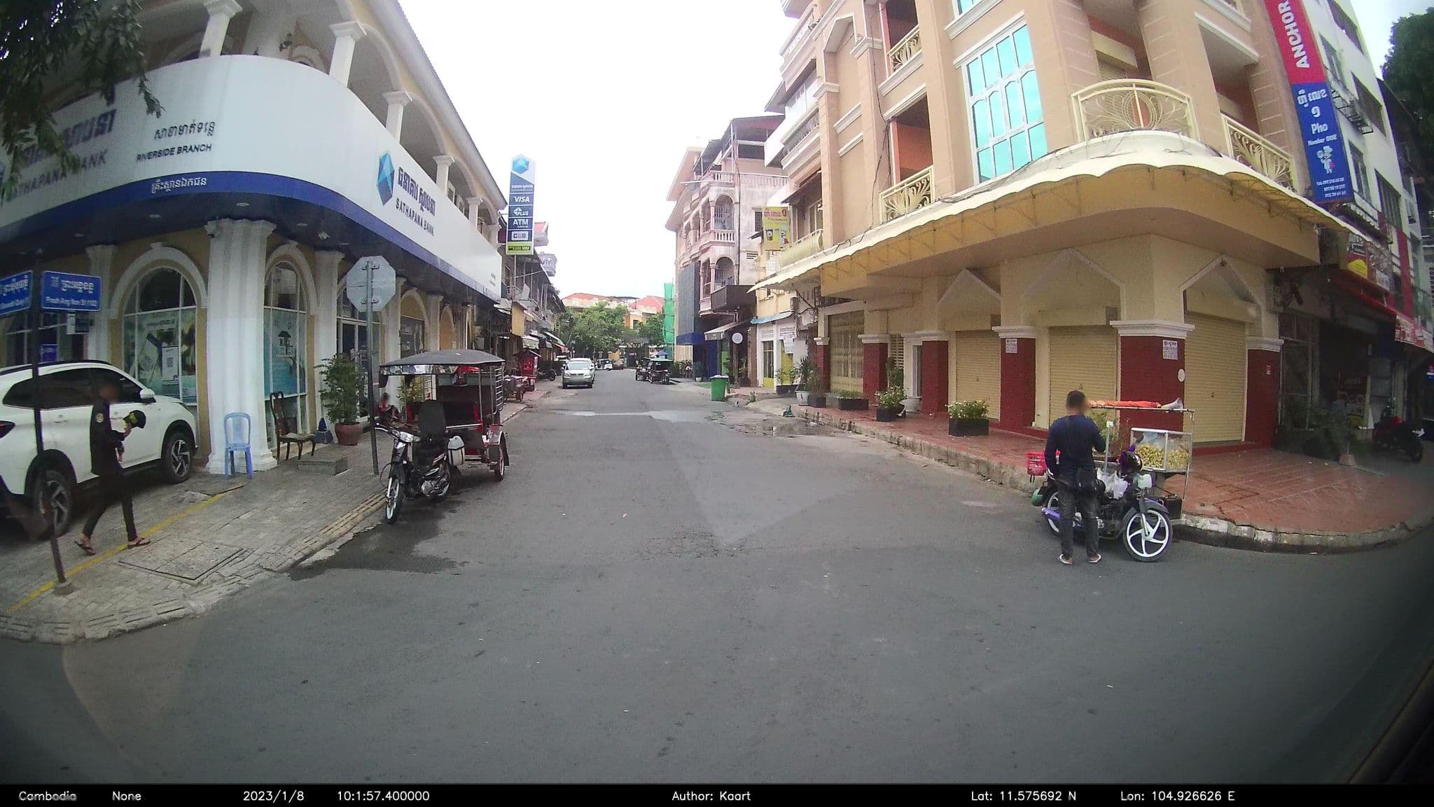 Street view near Pillar, Phnom Penh — © kaart_2 (CC BY-SA · Mapillary)