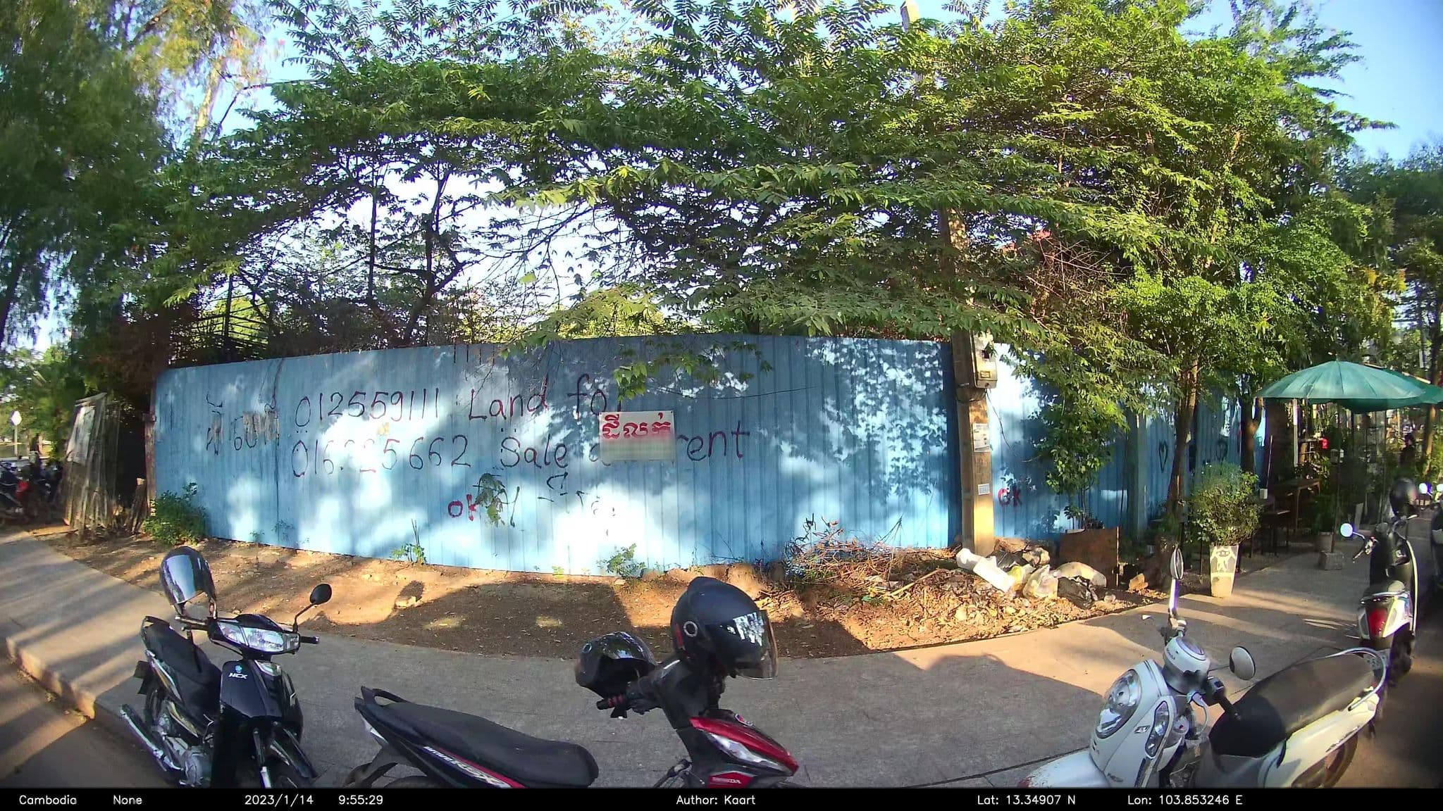 Street view near Mini Hut Hostel, Siem Reap