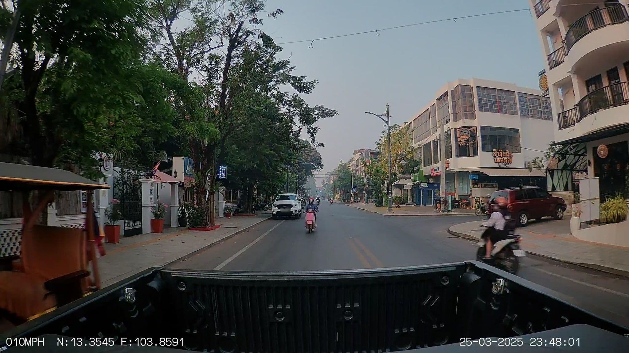 Street view near Angkor Island Home, Siem Reap