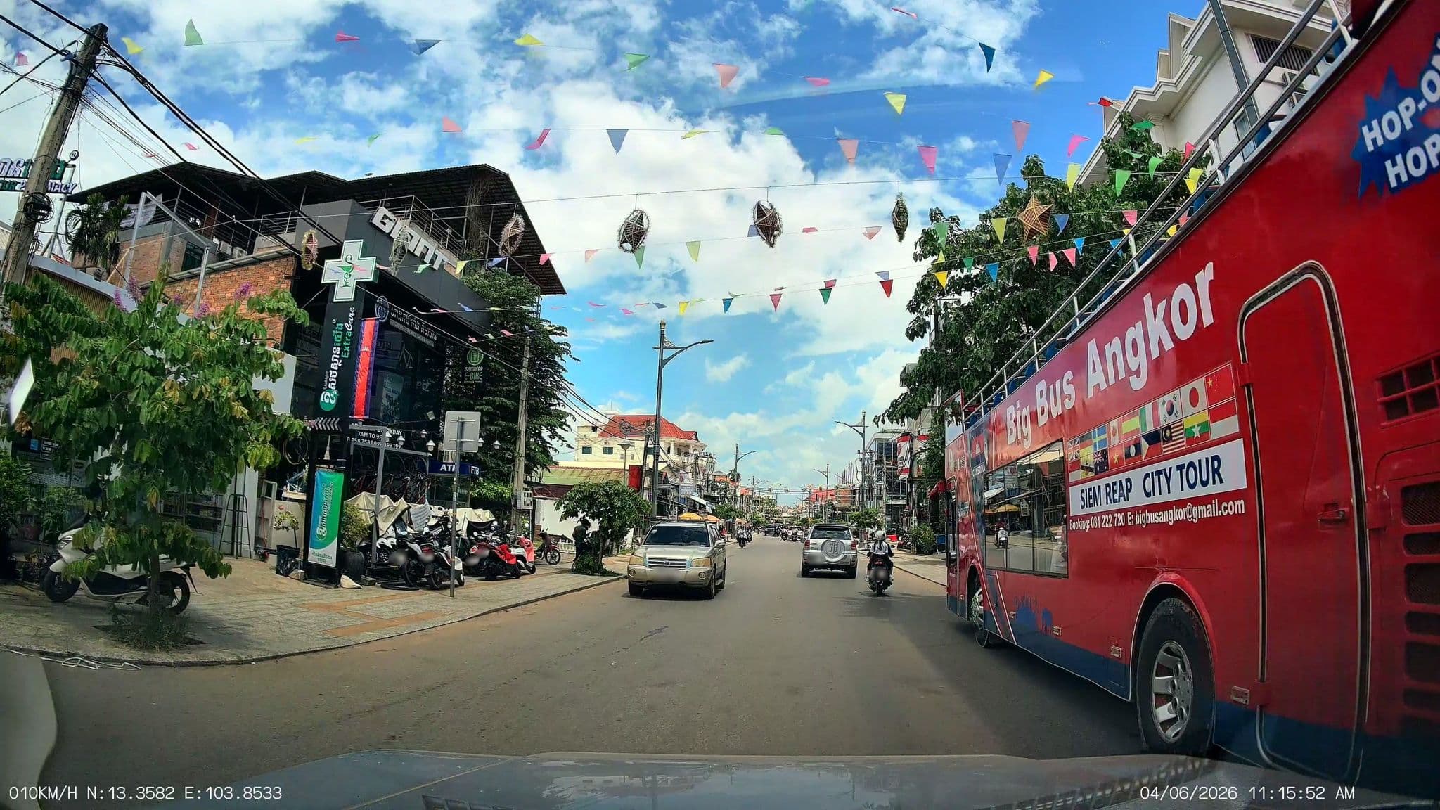 Street view near 1953 Siem Reap Hostel, Siem Reap