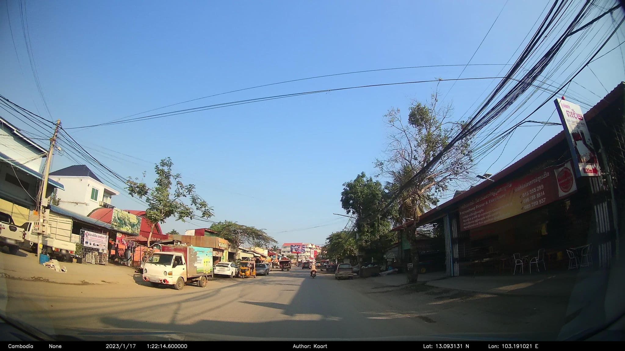 Street view near Por Chey Guesthouse, Battambang — © kaart_2 (CC BY-SA · Mapillary)