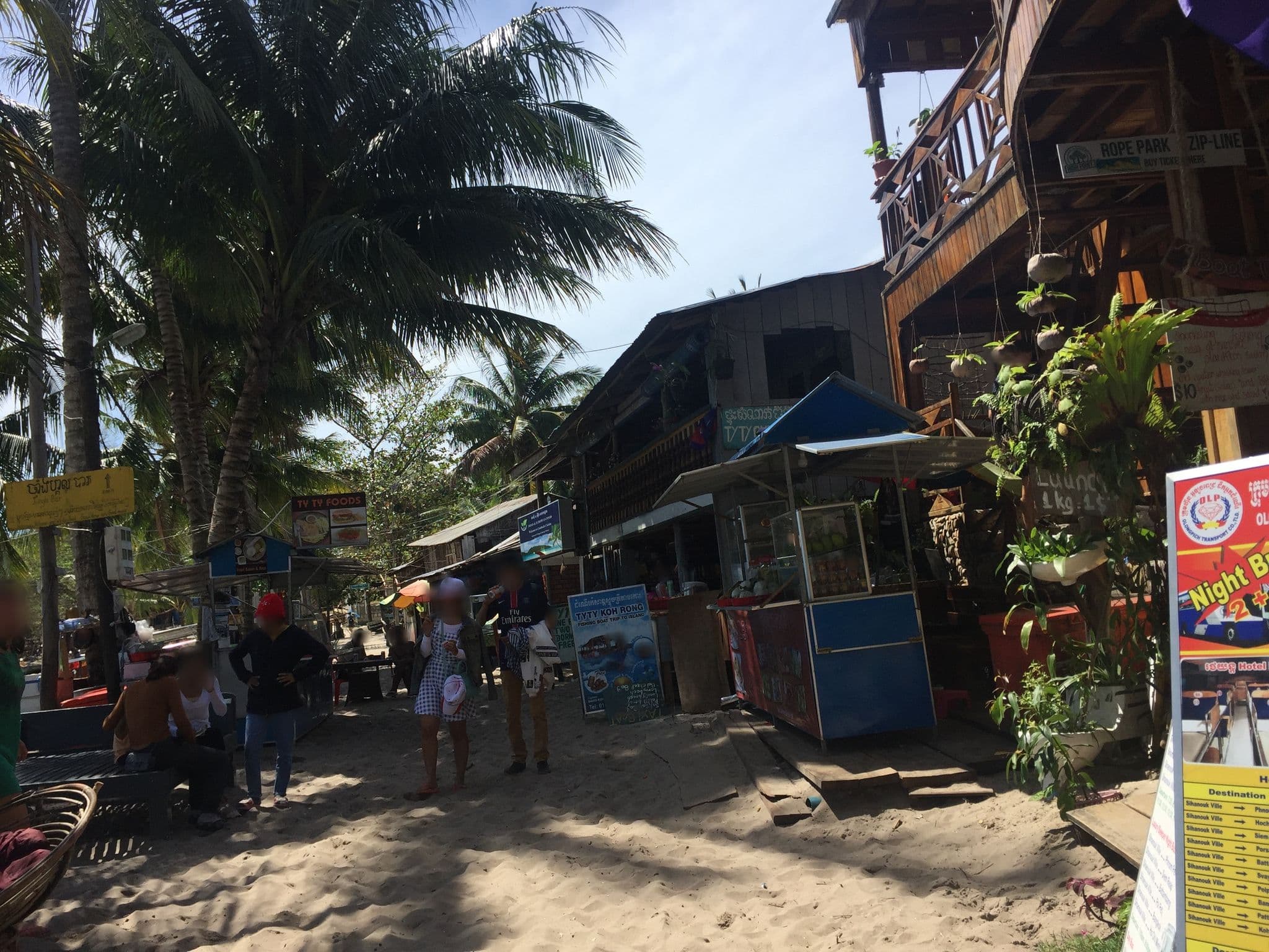 Street view near Green Ocean, Sihanoukville