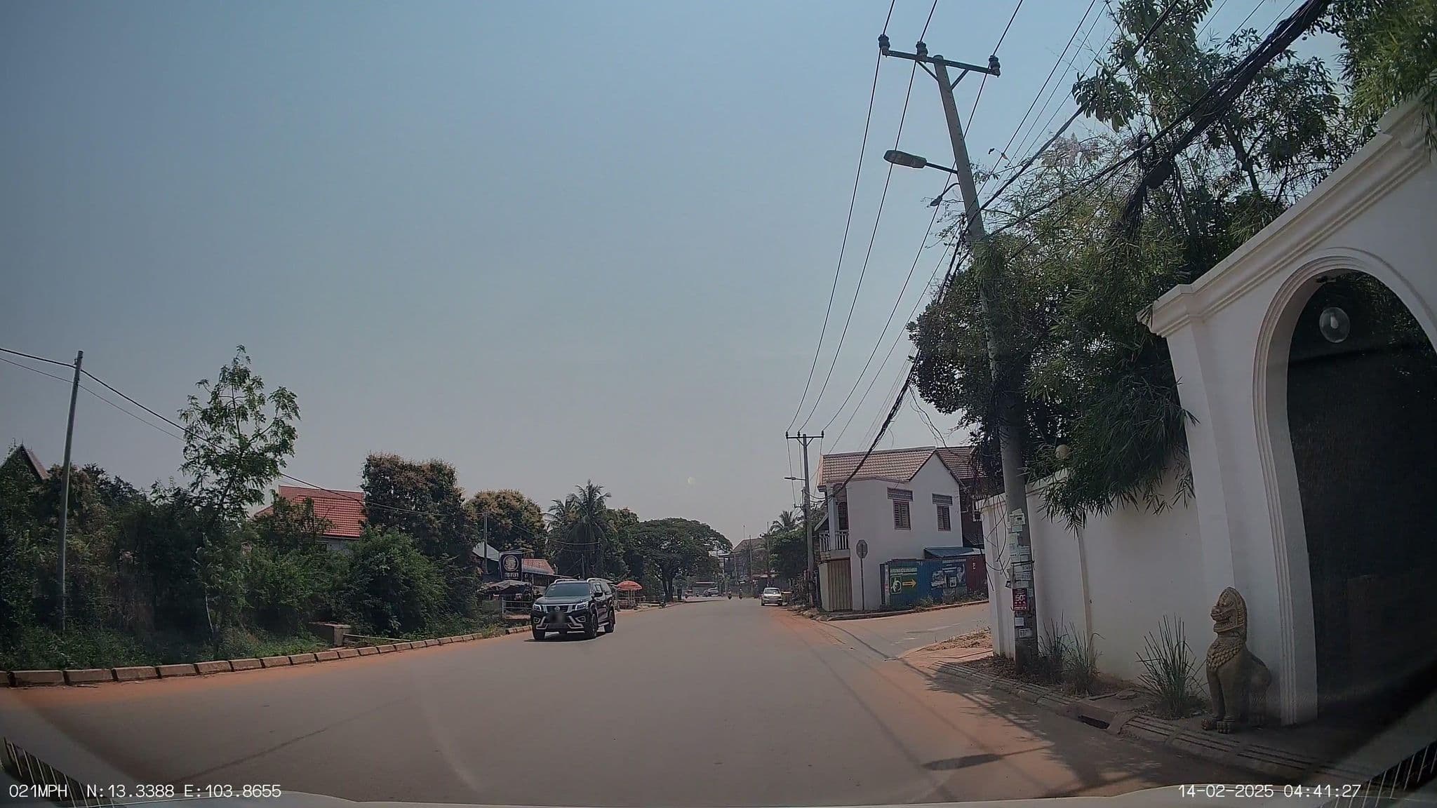 Street view near Le Jardin d' Angkor Hotel & Resort, Siem Reap