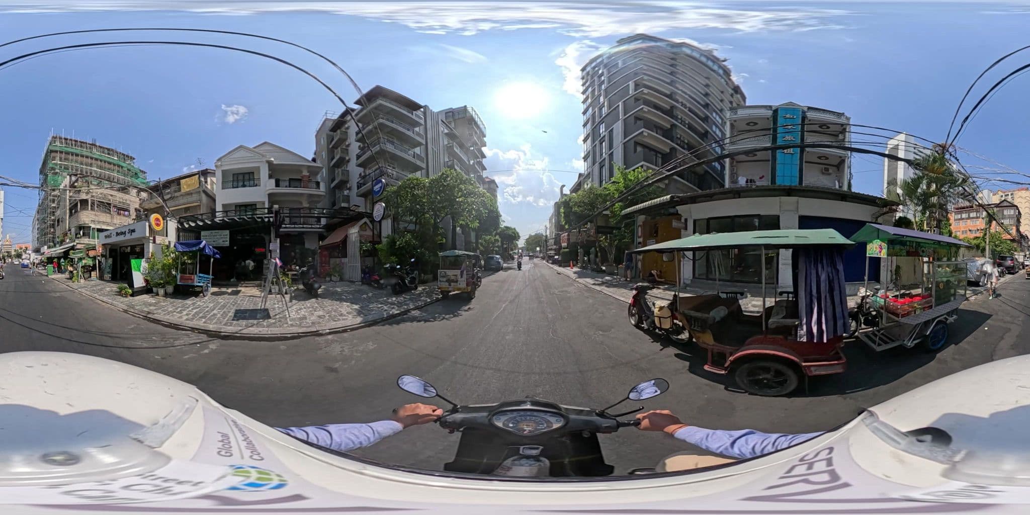 Street view near Khavi Villa, Phnom Penh