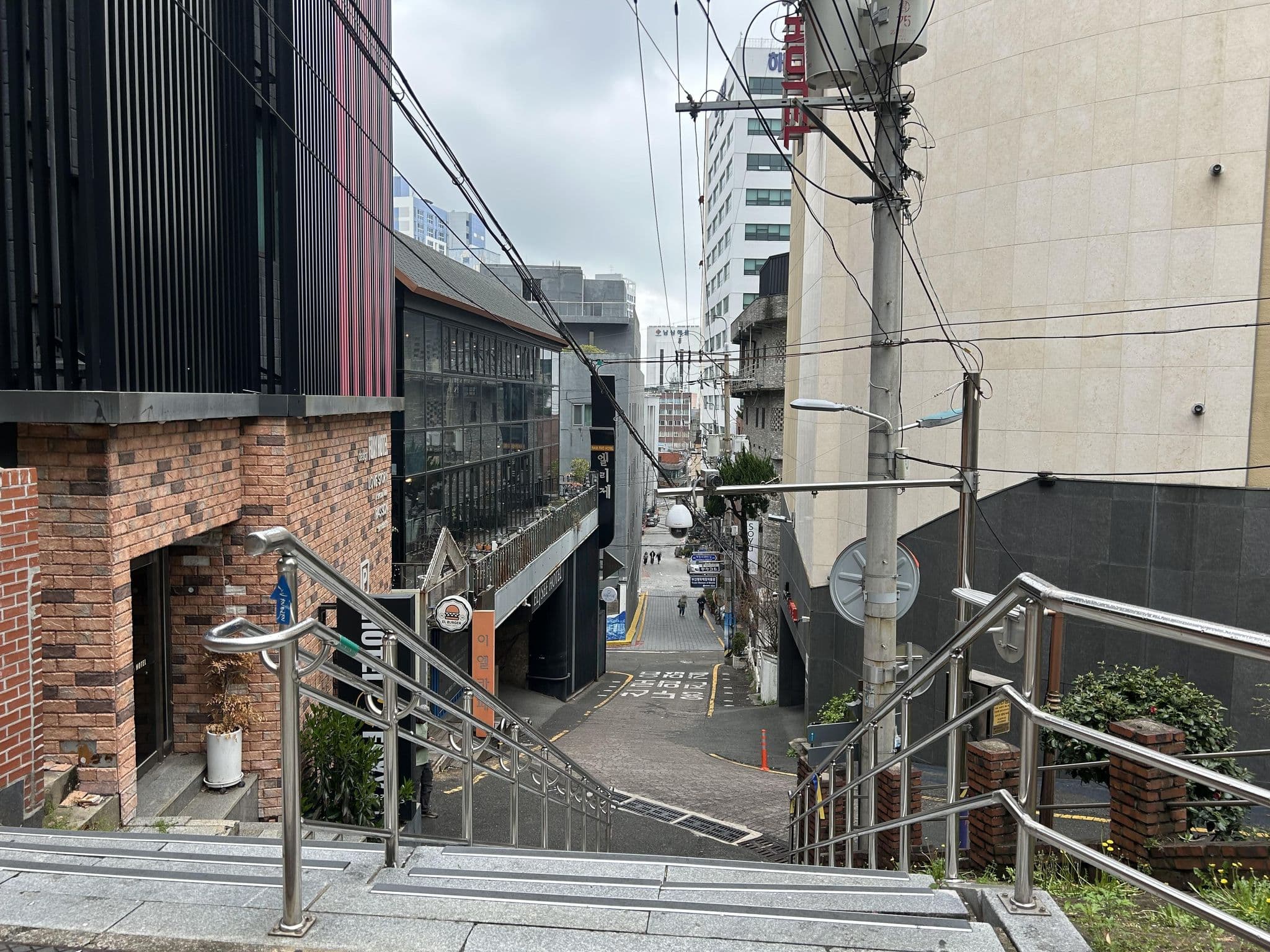 Street view near Hotel Foxy, Busan — © ruslan_fat (CC BY-SA · Mapillary)