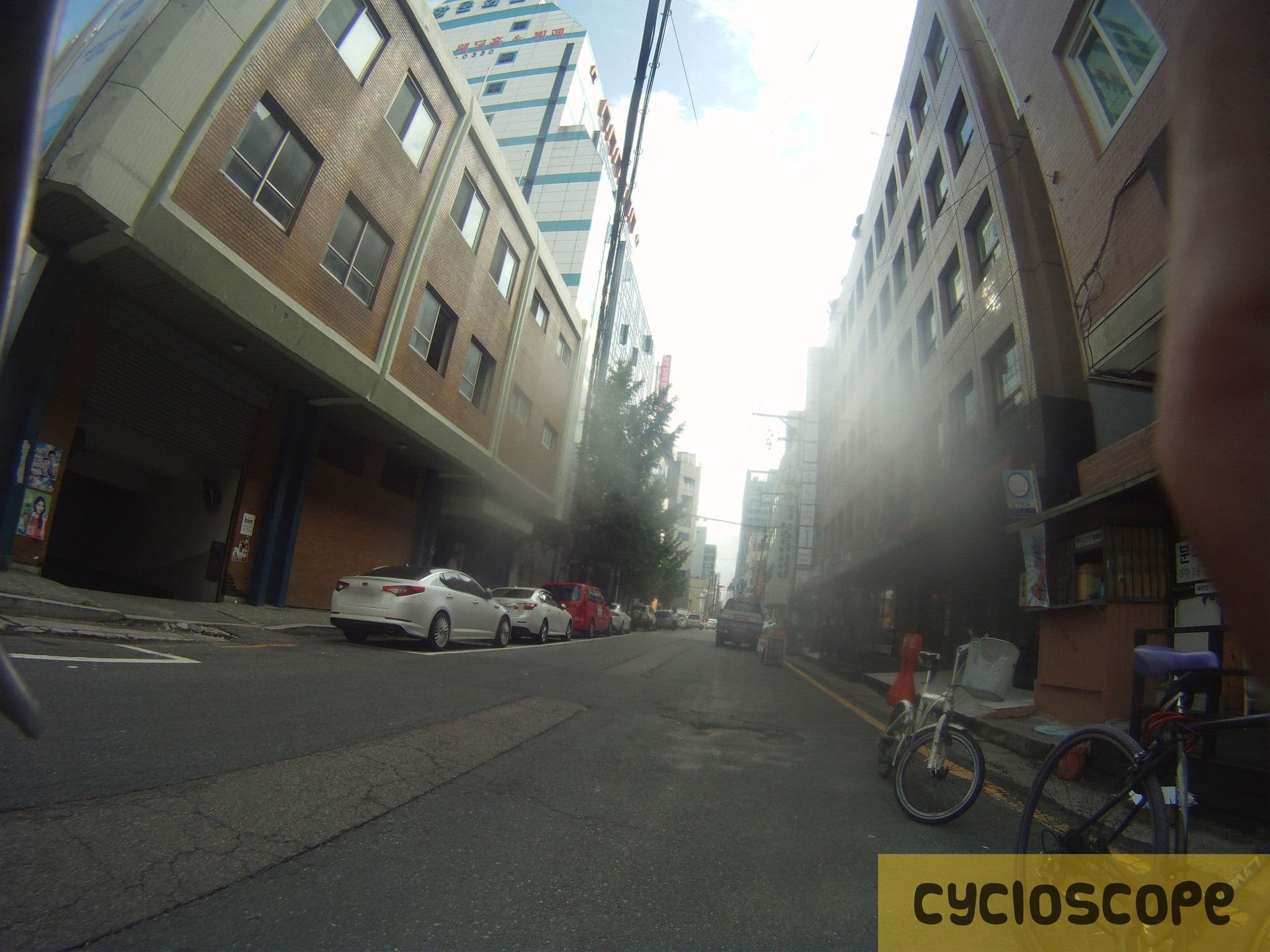 Street view near Motel Centum, Busan — © cycloscope (CC BY-SA · Mapillary)
