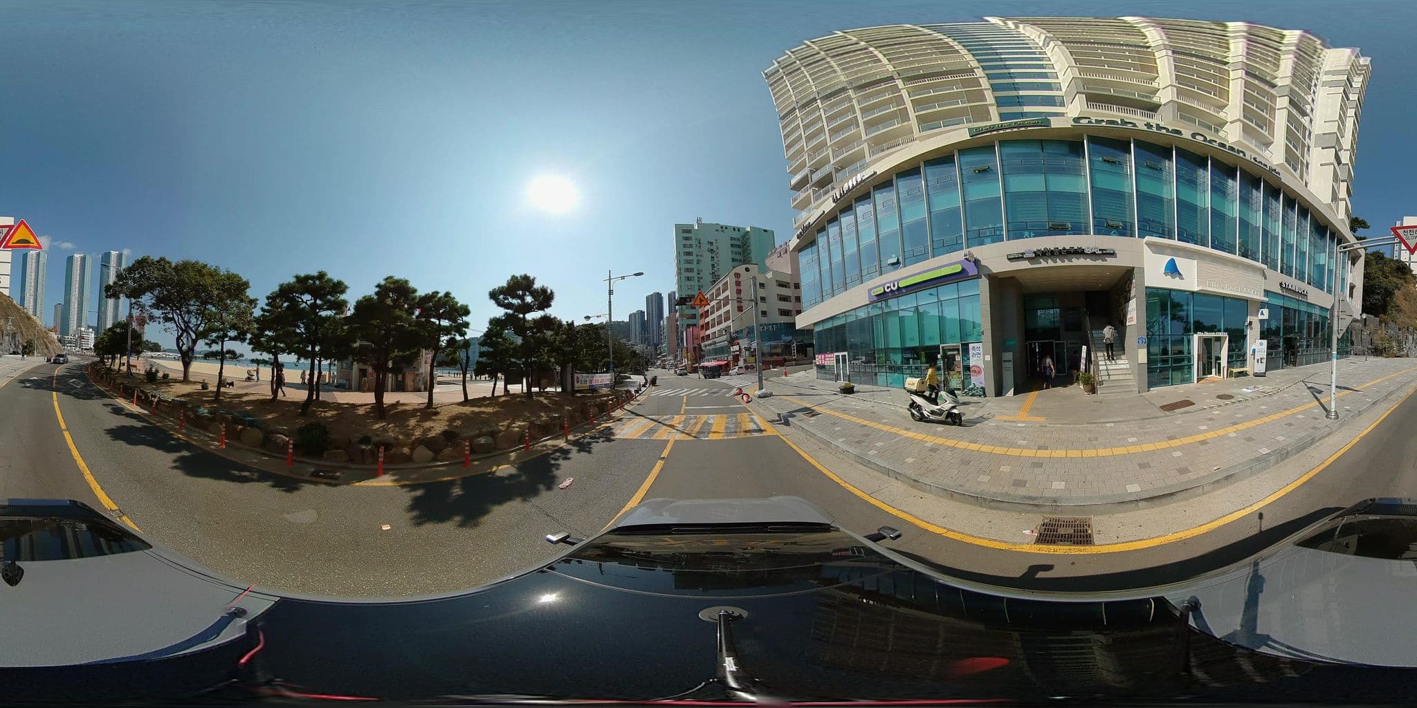 Street view near Hotel Grab the Ocean, Busan — © hahakmj (CC BY-SA · Mapillary)