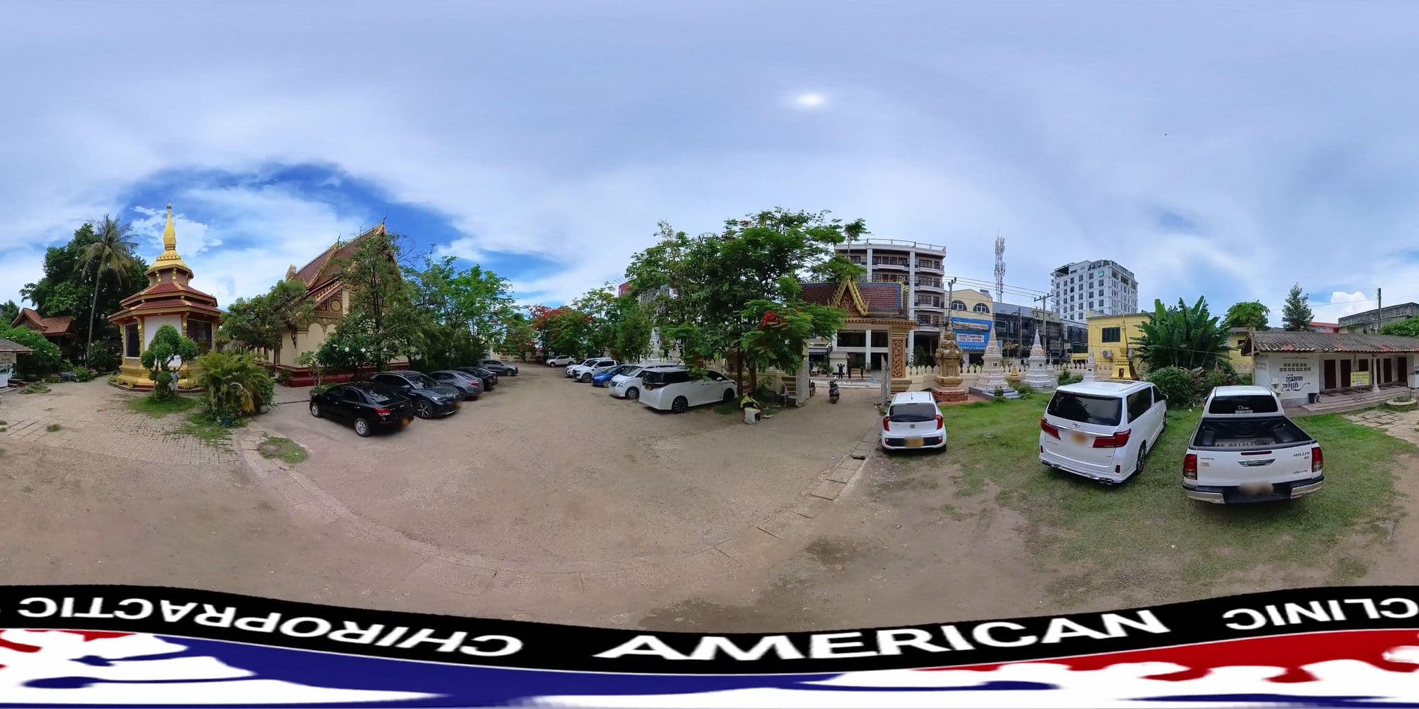 Street view near Sinnakhone Hotel, Vientiane
