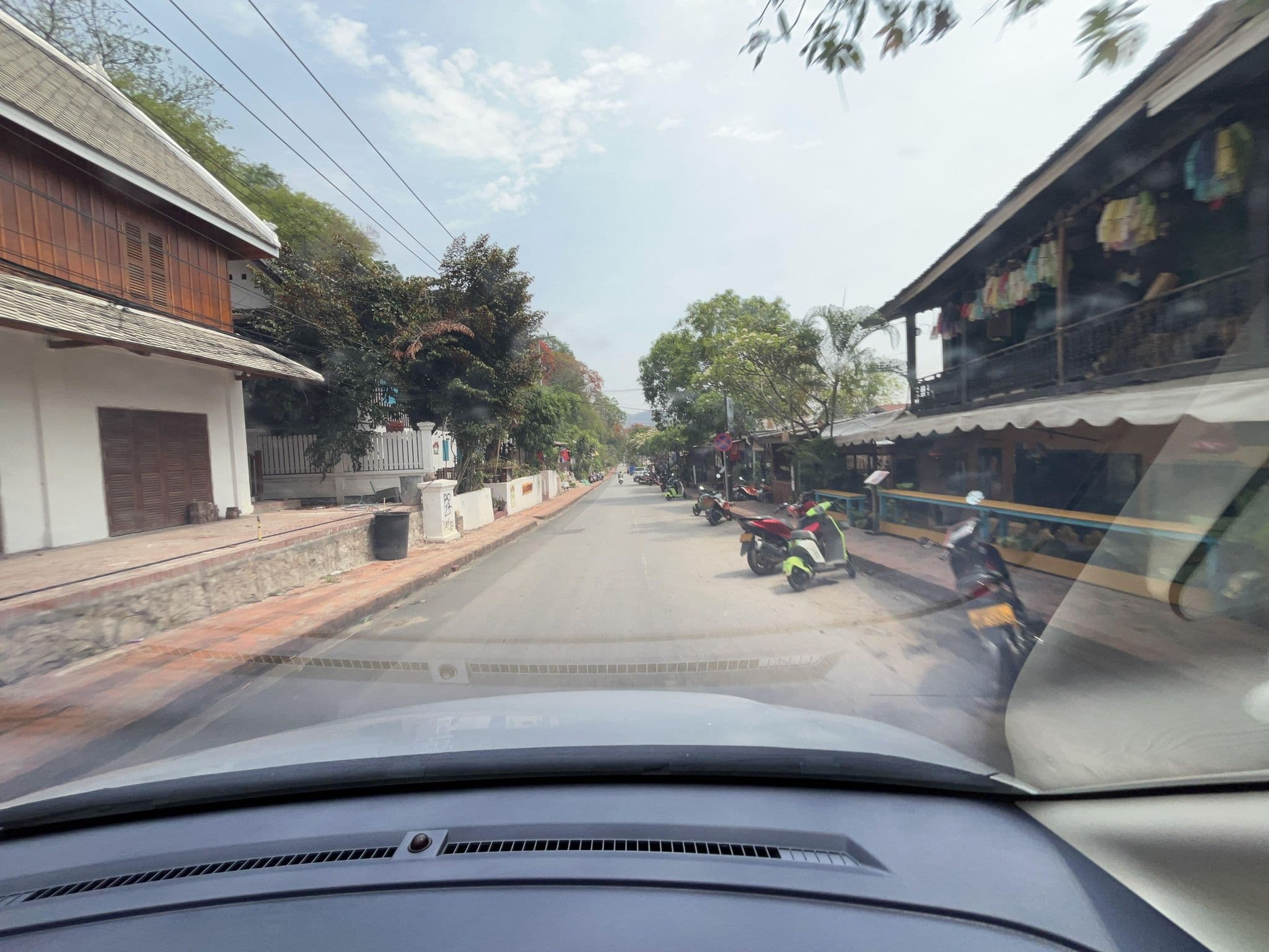 Street view near villa luang sok xay, Luang Prabang