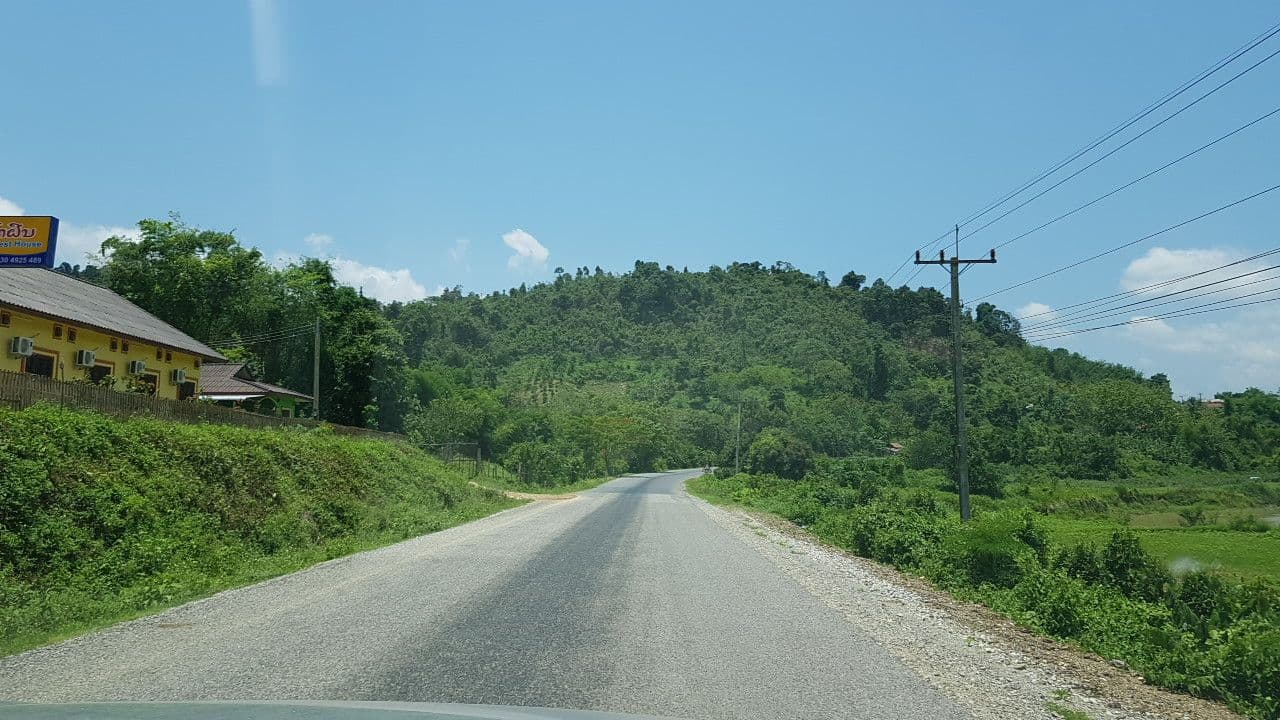 Street view near Saynamfon Guesthouse, Vang Vieng