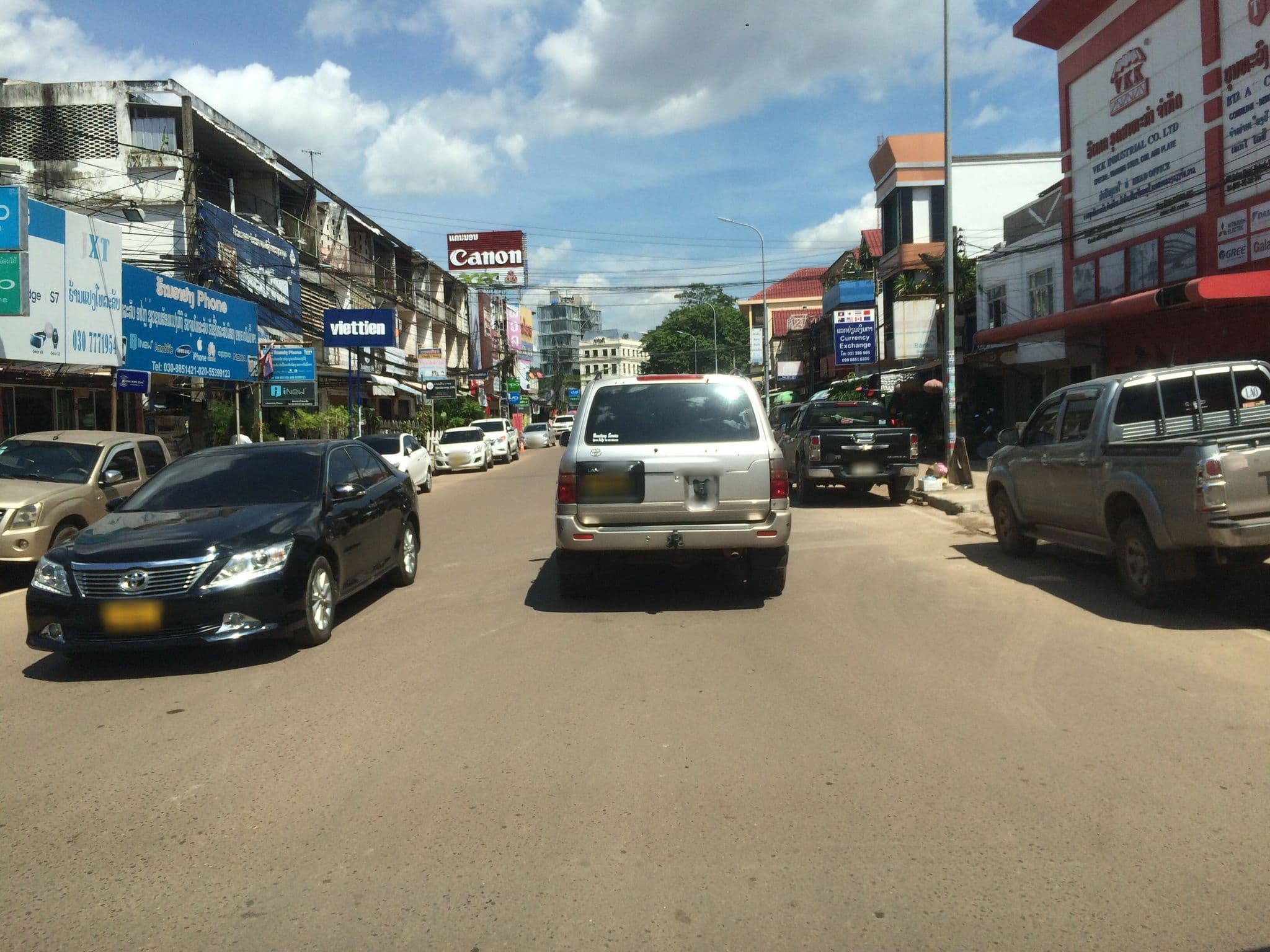 Street view near Azalea Parkview Hotel, Vientiane