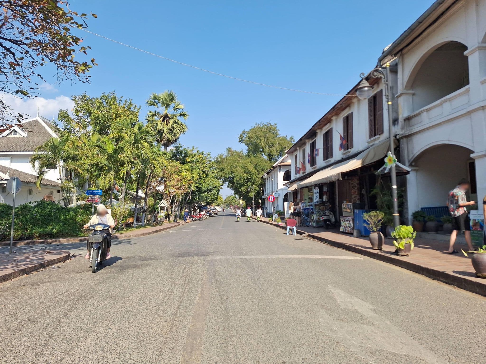 Street view near Chittana Guest House, Luang Prabang — © Oby (CC BY-SA · Mapillary)