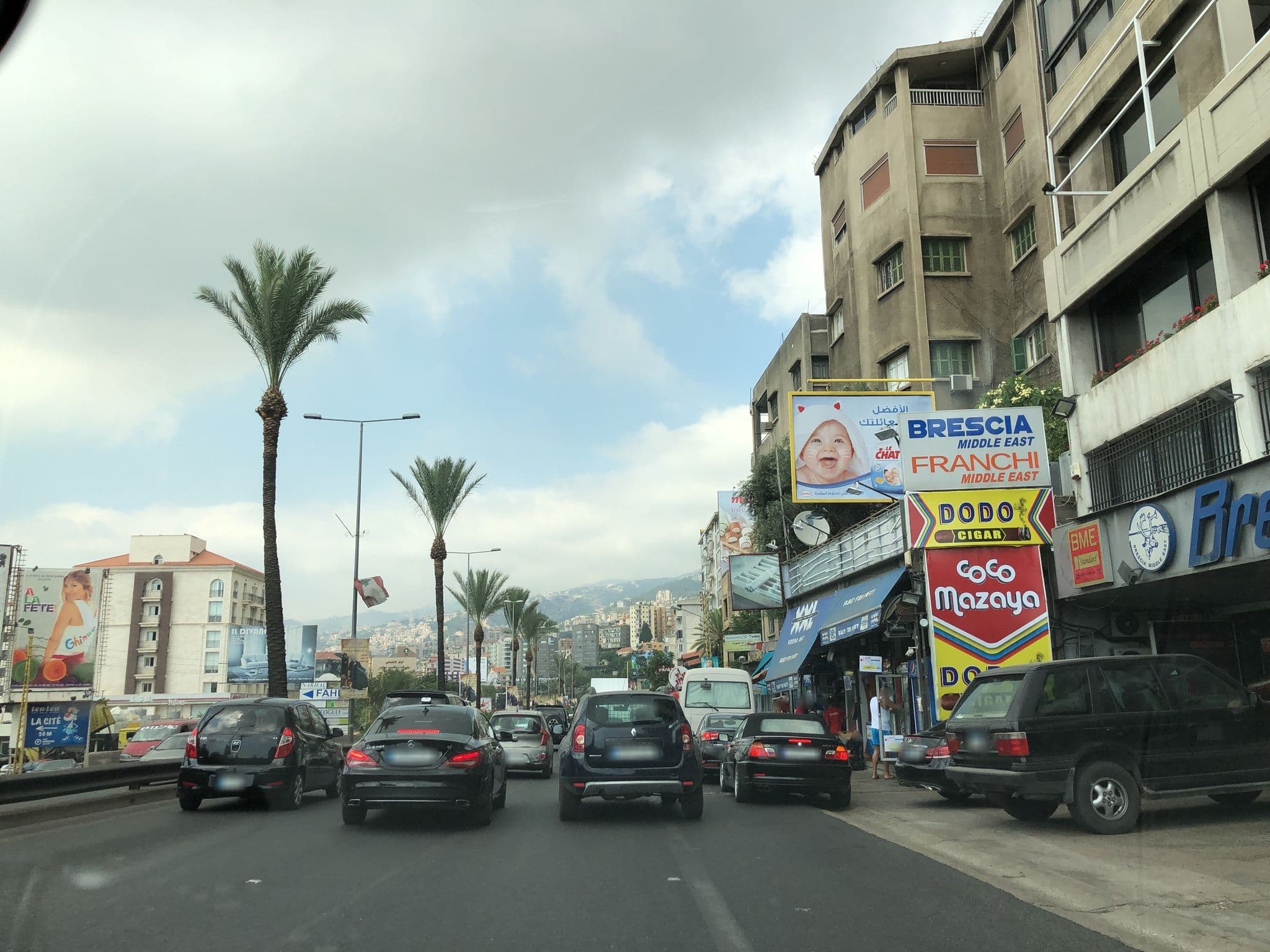 Street view near Hotello Guest Suites Boutique Hotel, Jounieh — © laye (CC BY-SA · Mapillary)