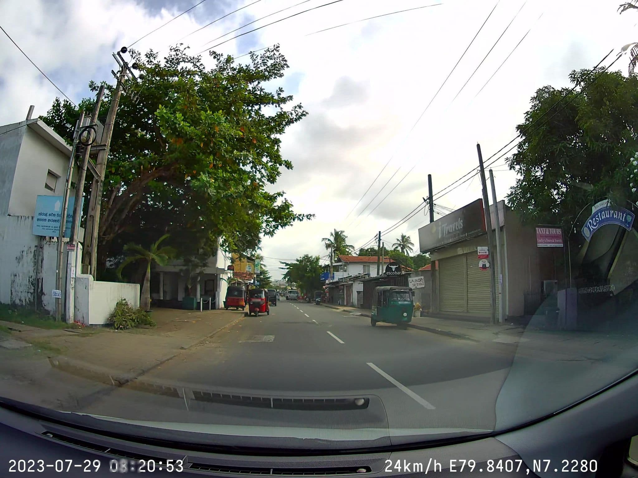 Street view near Ocean View Hotel, Negombo