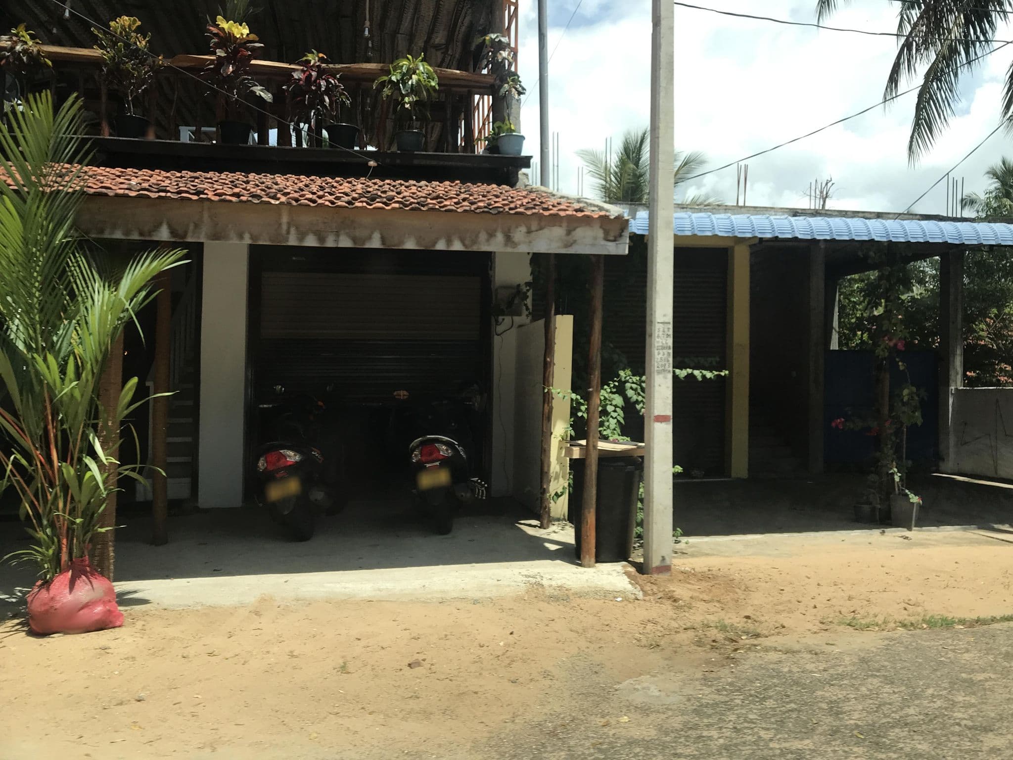 Street view near Tropicana, Pottuvil — © maheshika (CC BY-SA · Mapillary)
