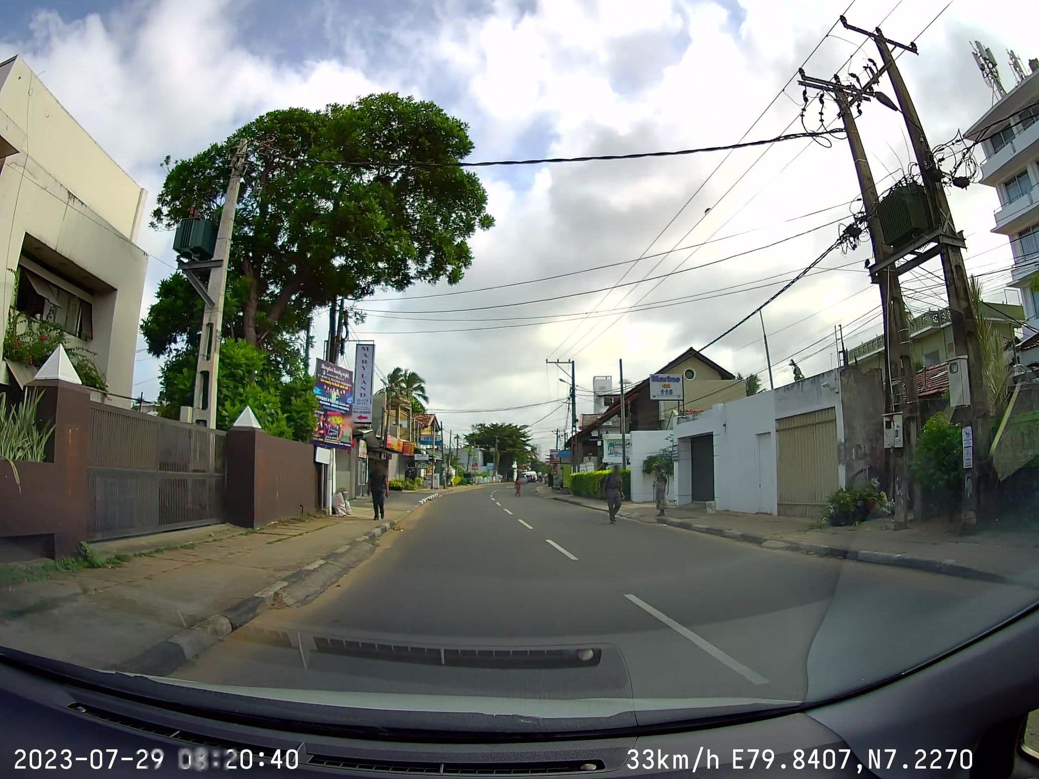 Street view near Leisure Beach Resort, Negombo