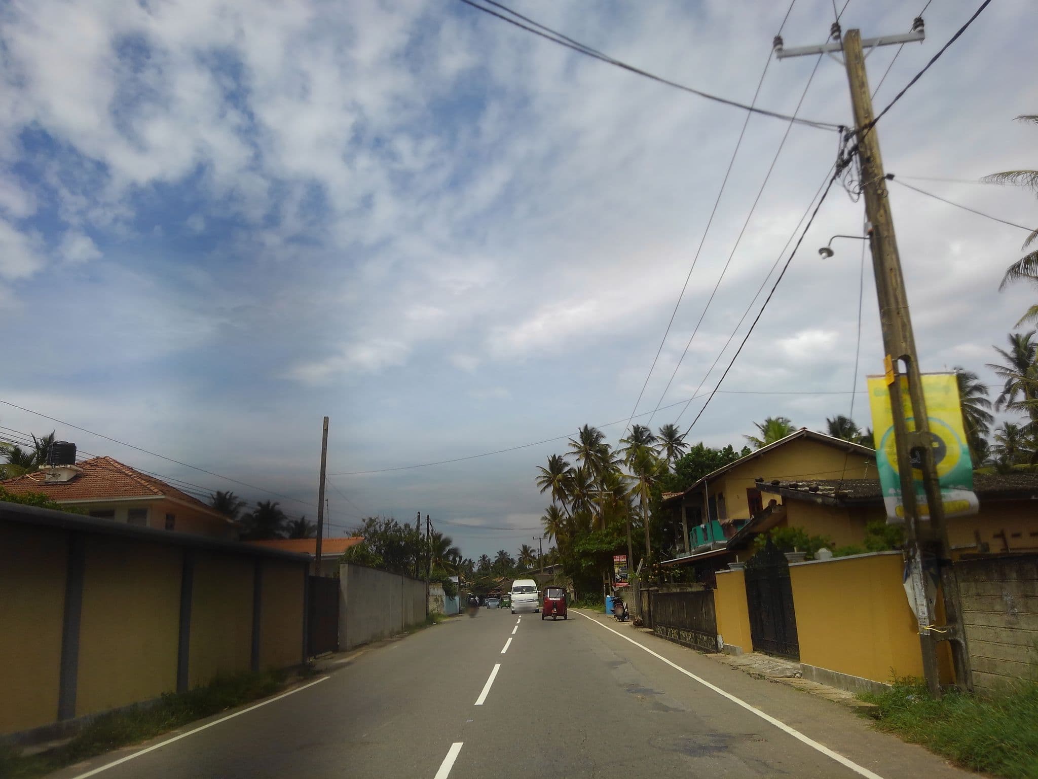 Street view near Ocean Breeze Inn, Ambalangoda — © mapconcierge (CC BY-SA · Mapillary)