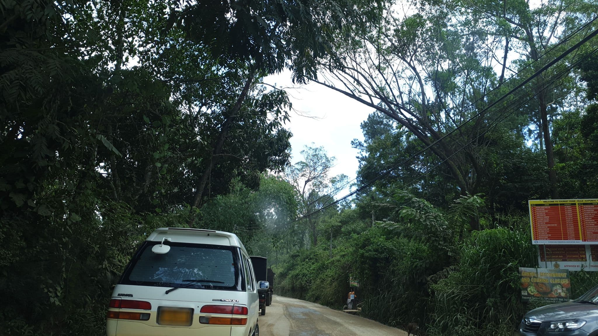 Street view near Ayubowan Green Hill, Ella Town