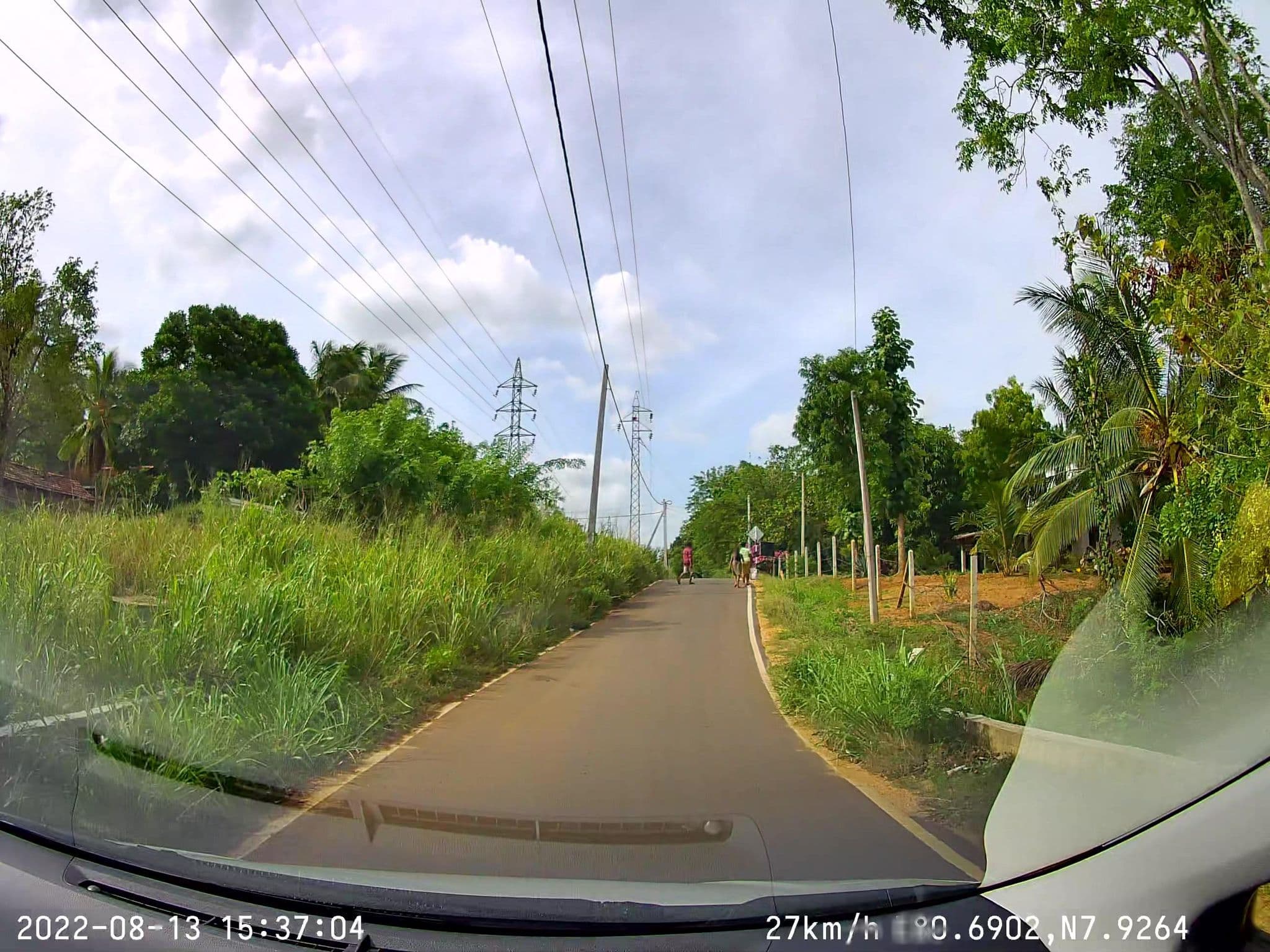 Street view near GreenSenz Resort & Hostel, Sigiriya