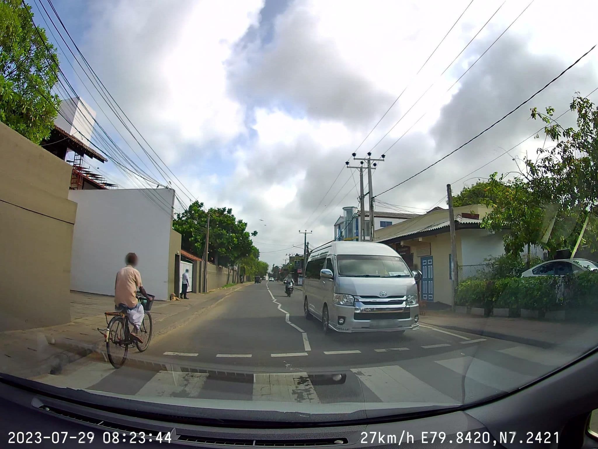 Street view near Jetwing Blue, Negombo