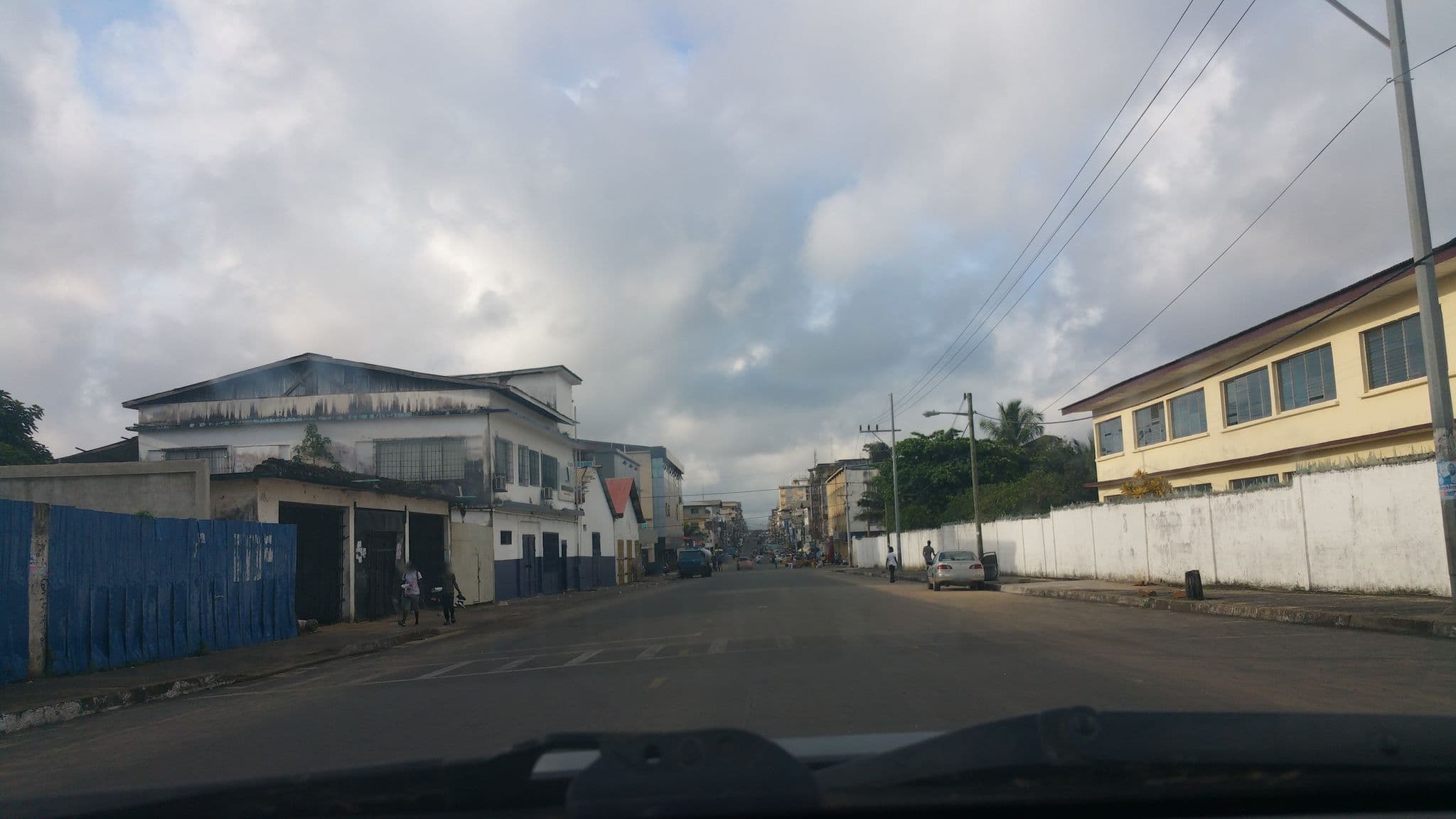 Street view near St Theresa's Convent Compound, Monrovia — © draperc (CC BY-SA · Mapillary)