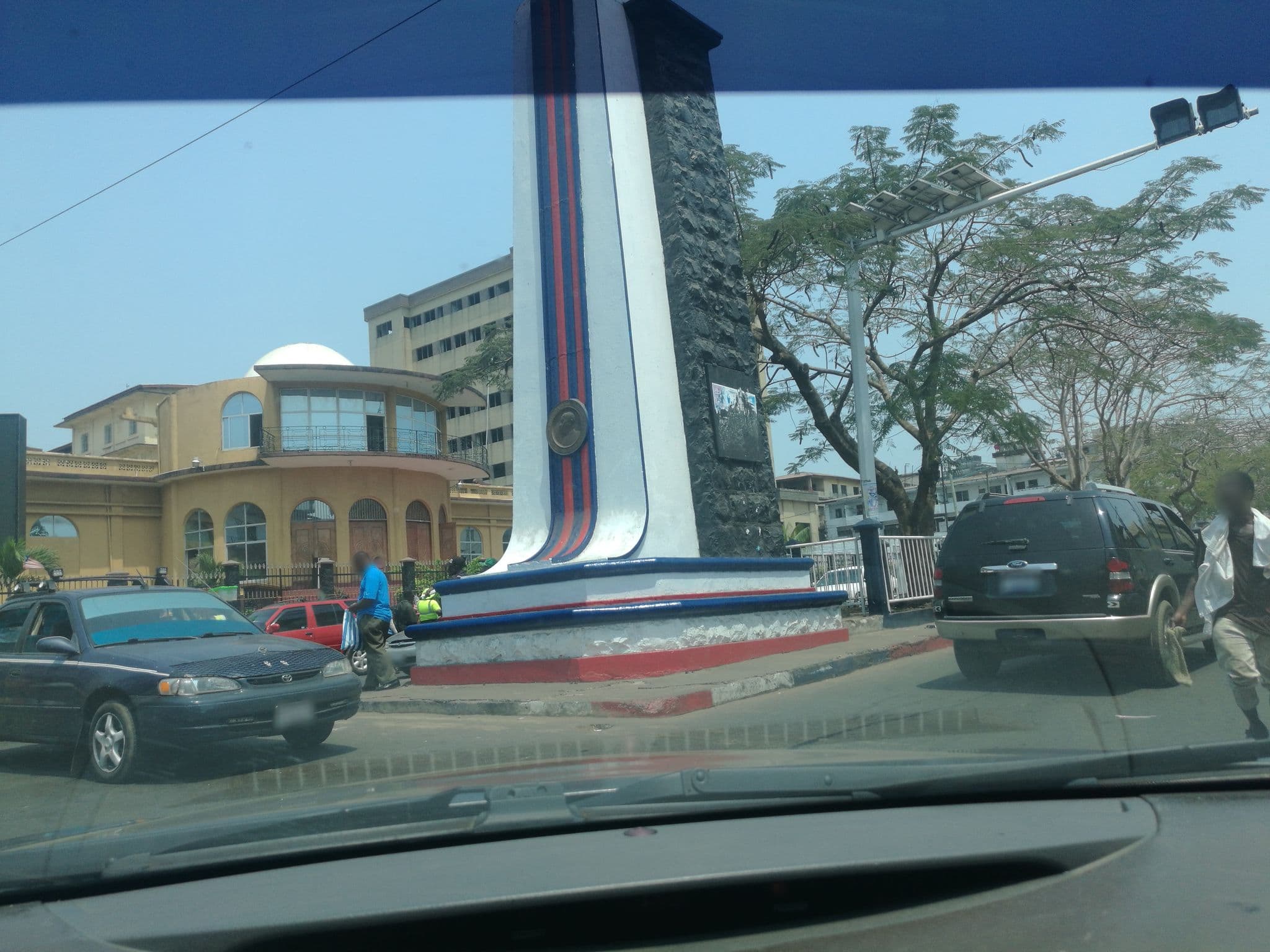 Street view near Palm Hotel, Monrovia — © draperc (CC BY-SA · Mapillary)