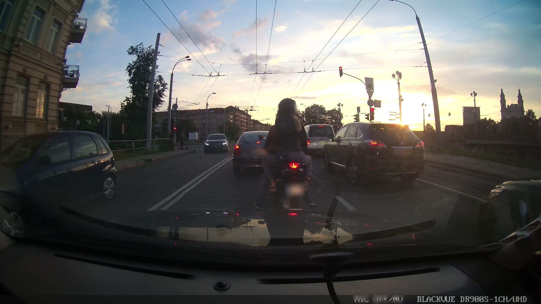 Street view near Congress, Vilnius — © grobin (CC BY-SA · Mapillary)