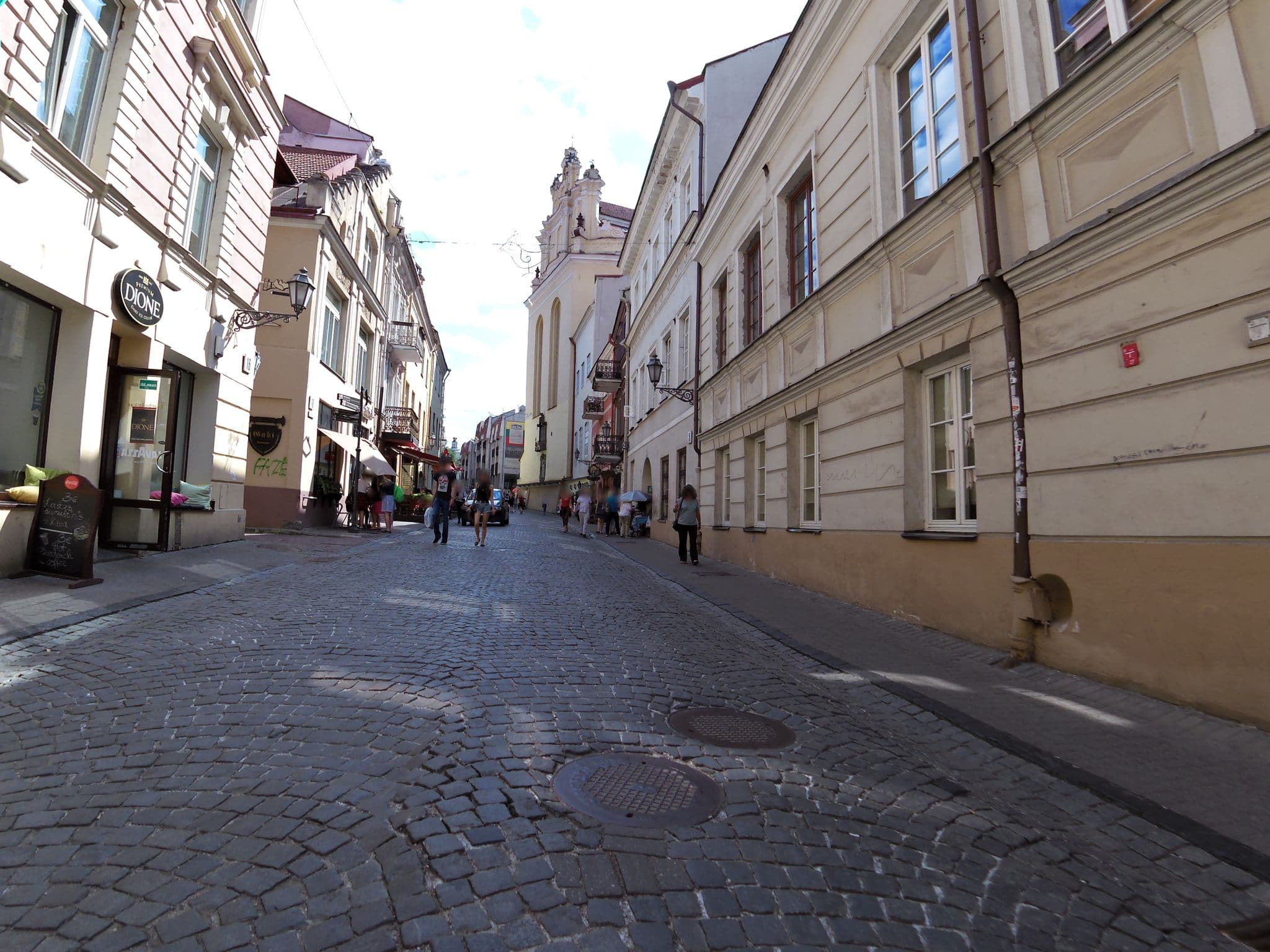 Street view near Hostel Pilies 16, Vilnius — © aleksasfi (CC BY-SA · Mapillary)