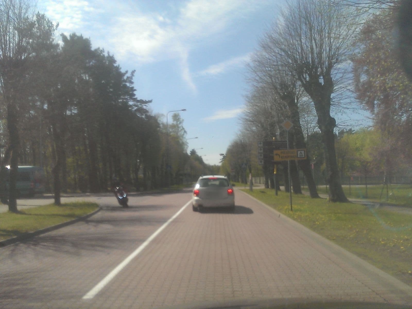 Street view near Villa "Magonīte", Ventspils — © aidzix (CC BY-SA · Mapillary)