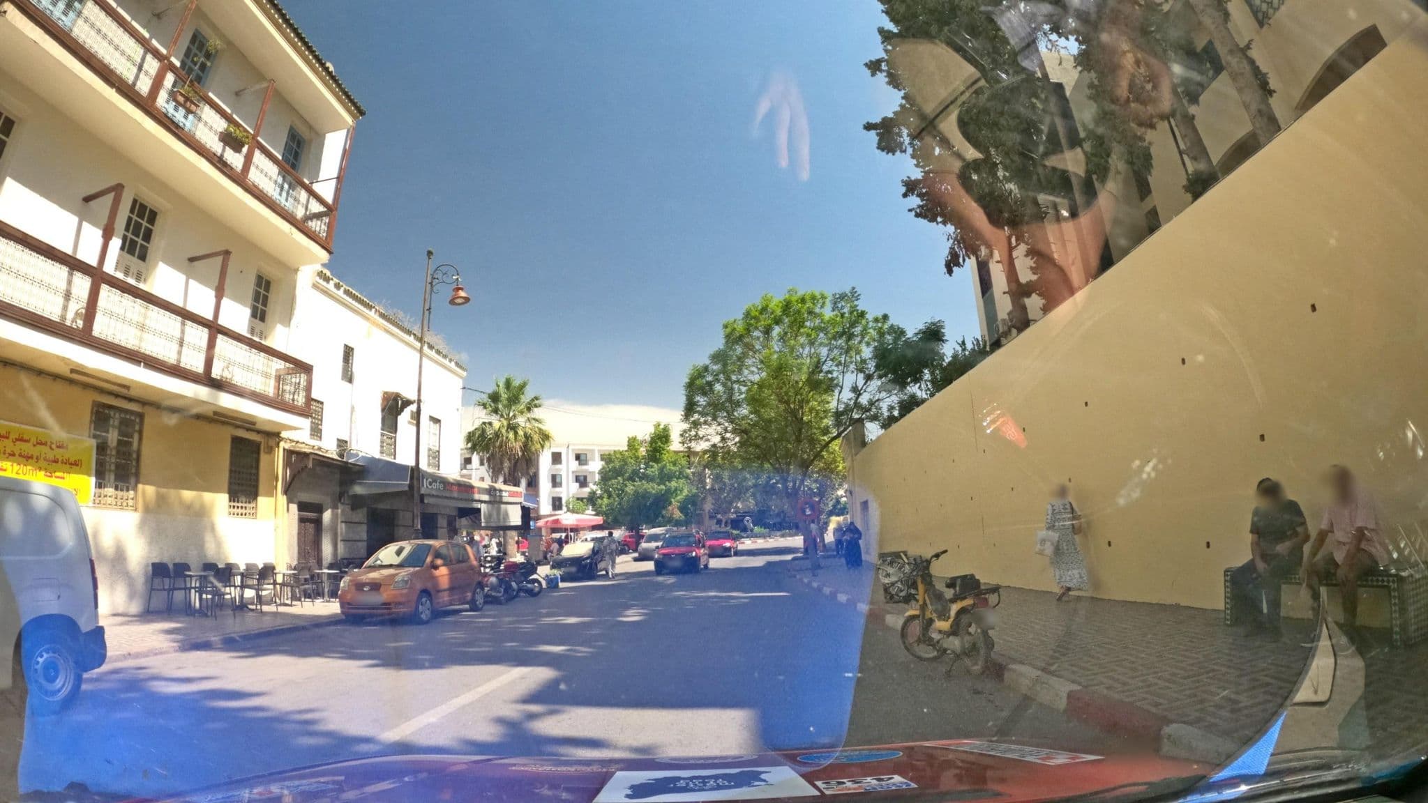 Street view near Hôtel Batha, New Fes — © masterofnoroad (CC BY-SA · Mapillary)