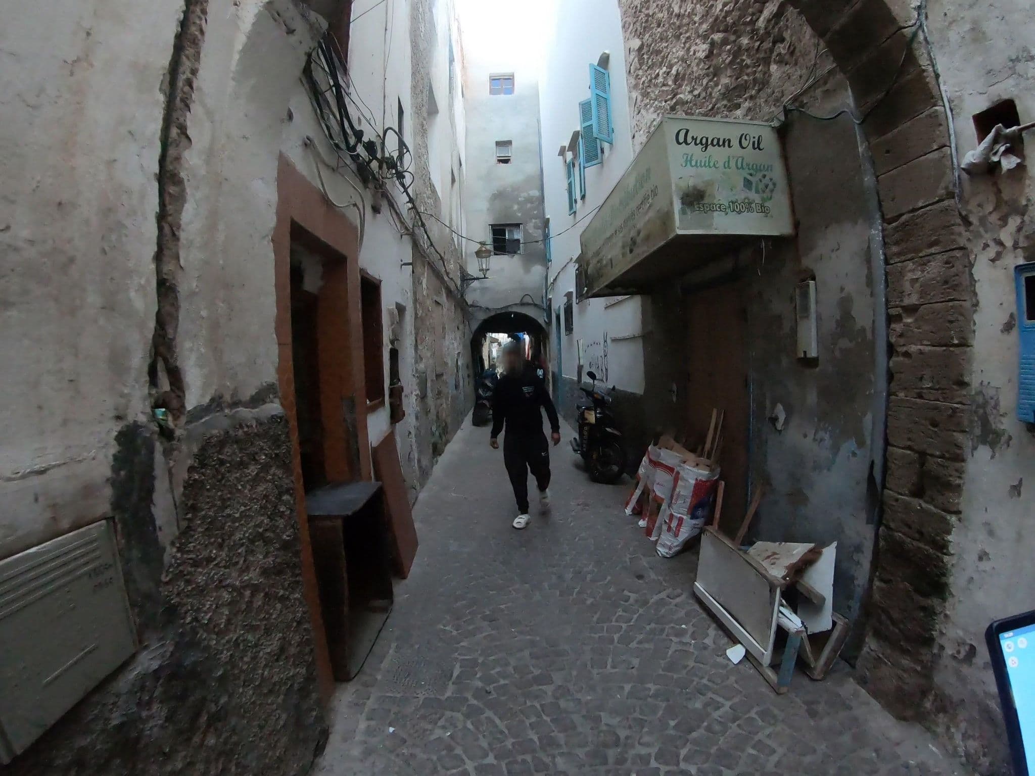 Street view near Riad Thais, Essaouira — © algirdasc (CC BY-SA · Mapillary)