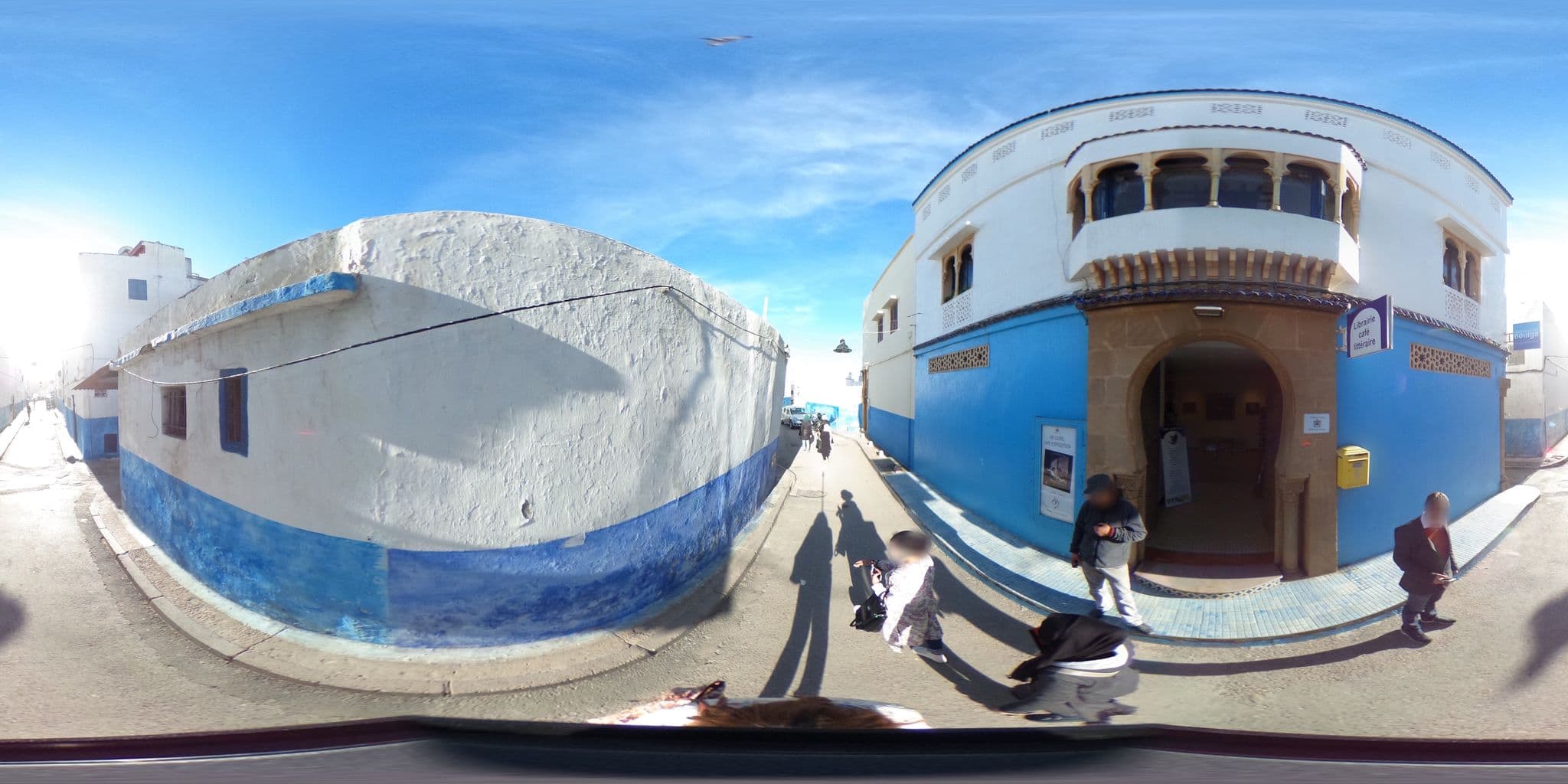 Street view near Dar Rhyzlene, Rabat — © sige (CC BY-SA · Mapillary)