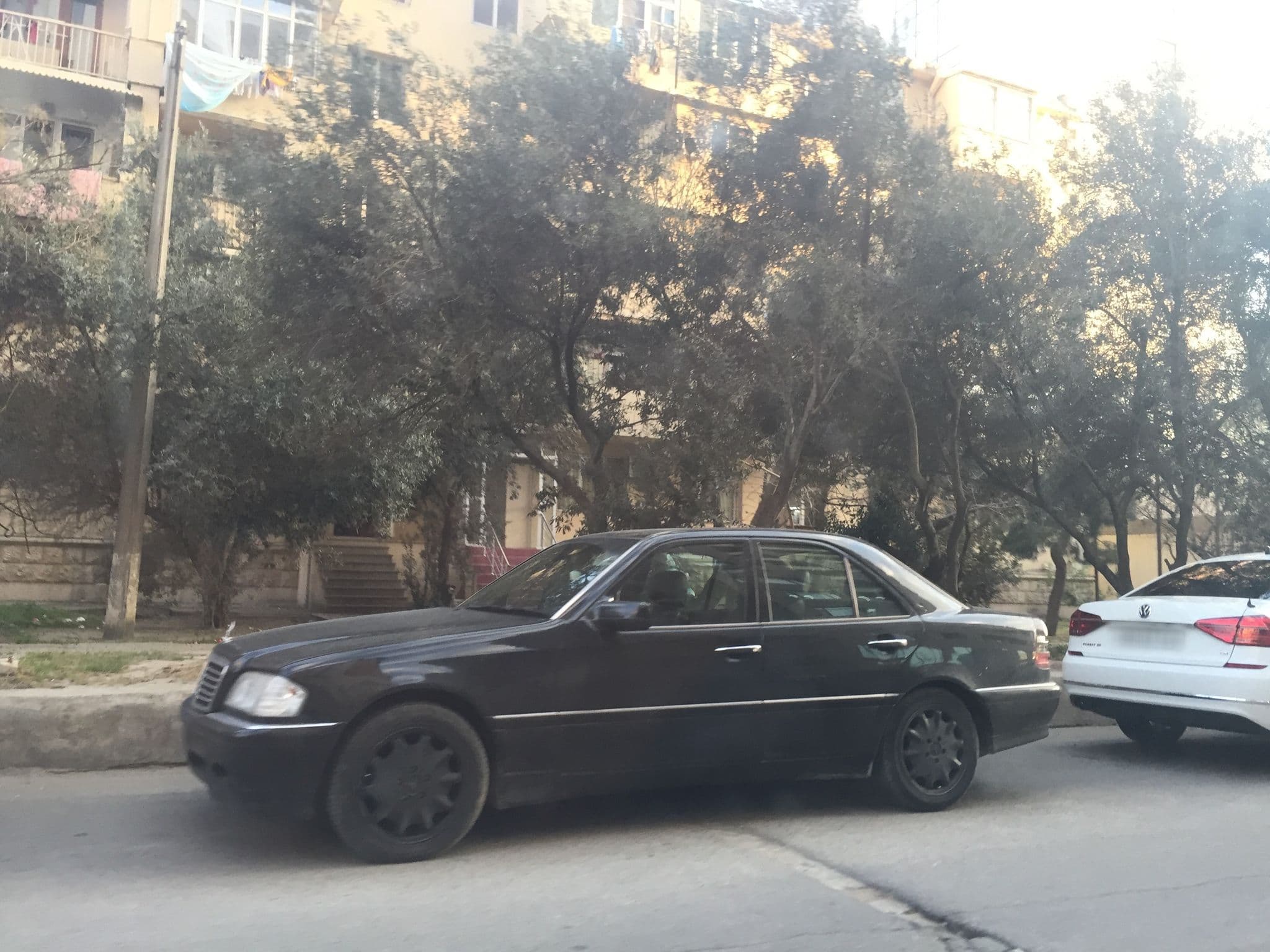 Street view near Gallery Hotel, Baku — © infolimon (CC BY-SA · Mapillary)