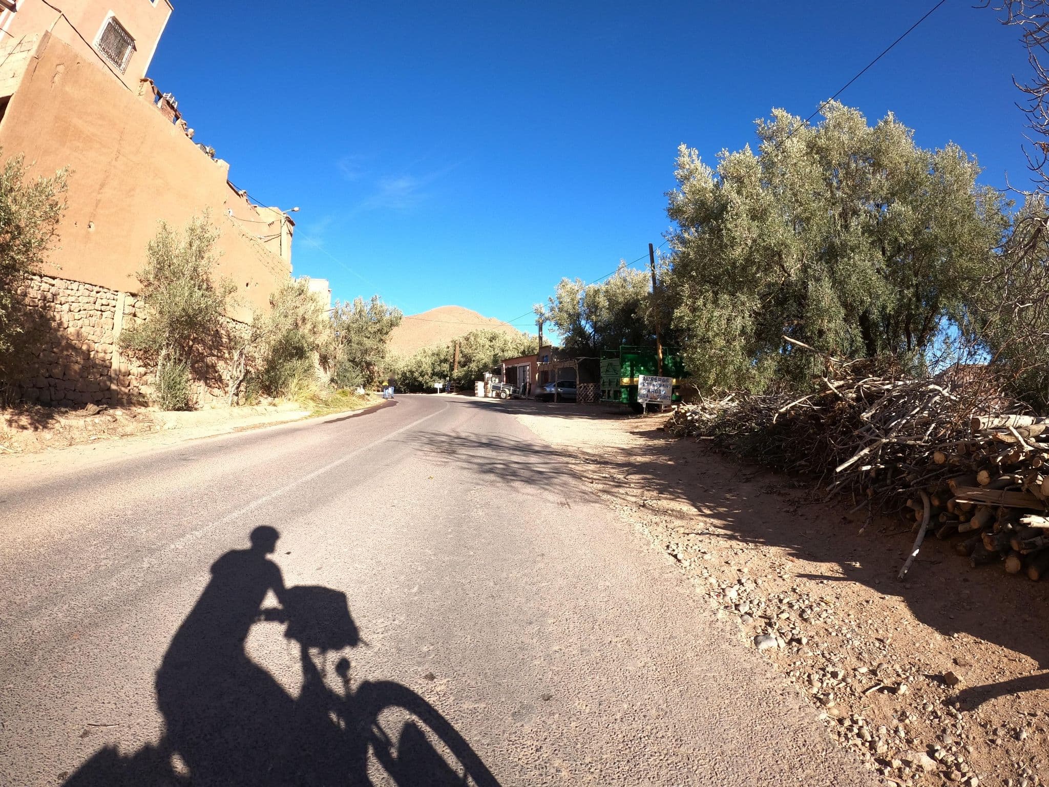 Street view near Jardin De La Source, Boumalne Dades — © masterofnoroad (CC BY-SA · Mapillary)