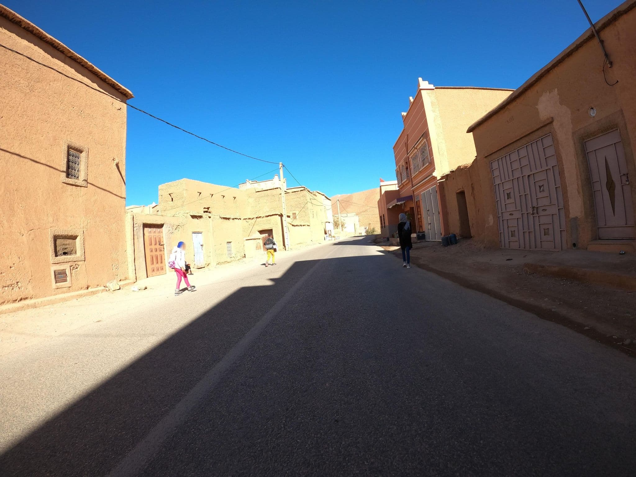 Street view near Riad Outebba, Boumalne Dades — © masterofnoroad (CC BY-SA · Mapillary)