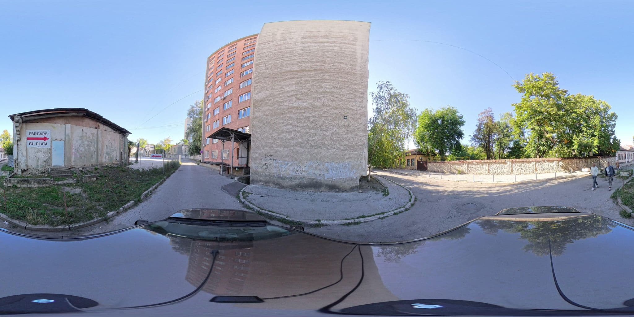 Street view near Zarea Hotel, Chisinau — © Sku1255 (CC BY-SA · Mapillary)