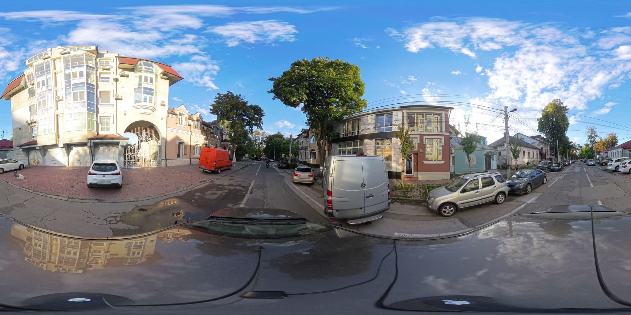 Street view near Vila Elat Hotel, Chisinau — © Sku1255 (CC BY-SA · Mapillary)