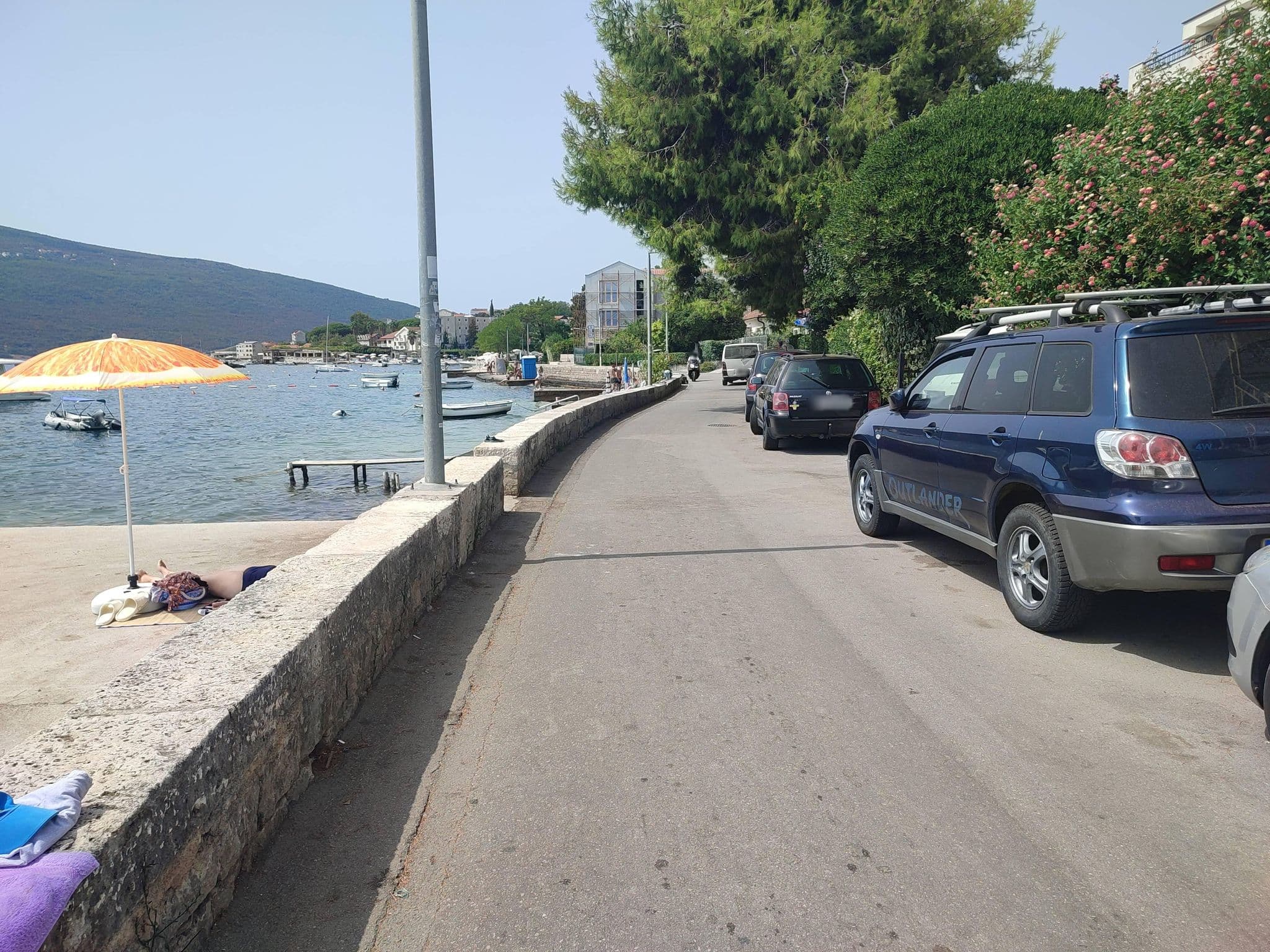 Street view near Vila Dzodzo, Bijela — © pedja (CC BY-SA · Mapillary)