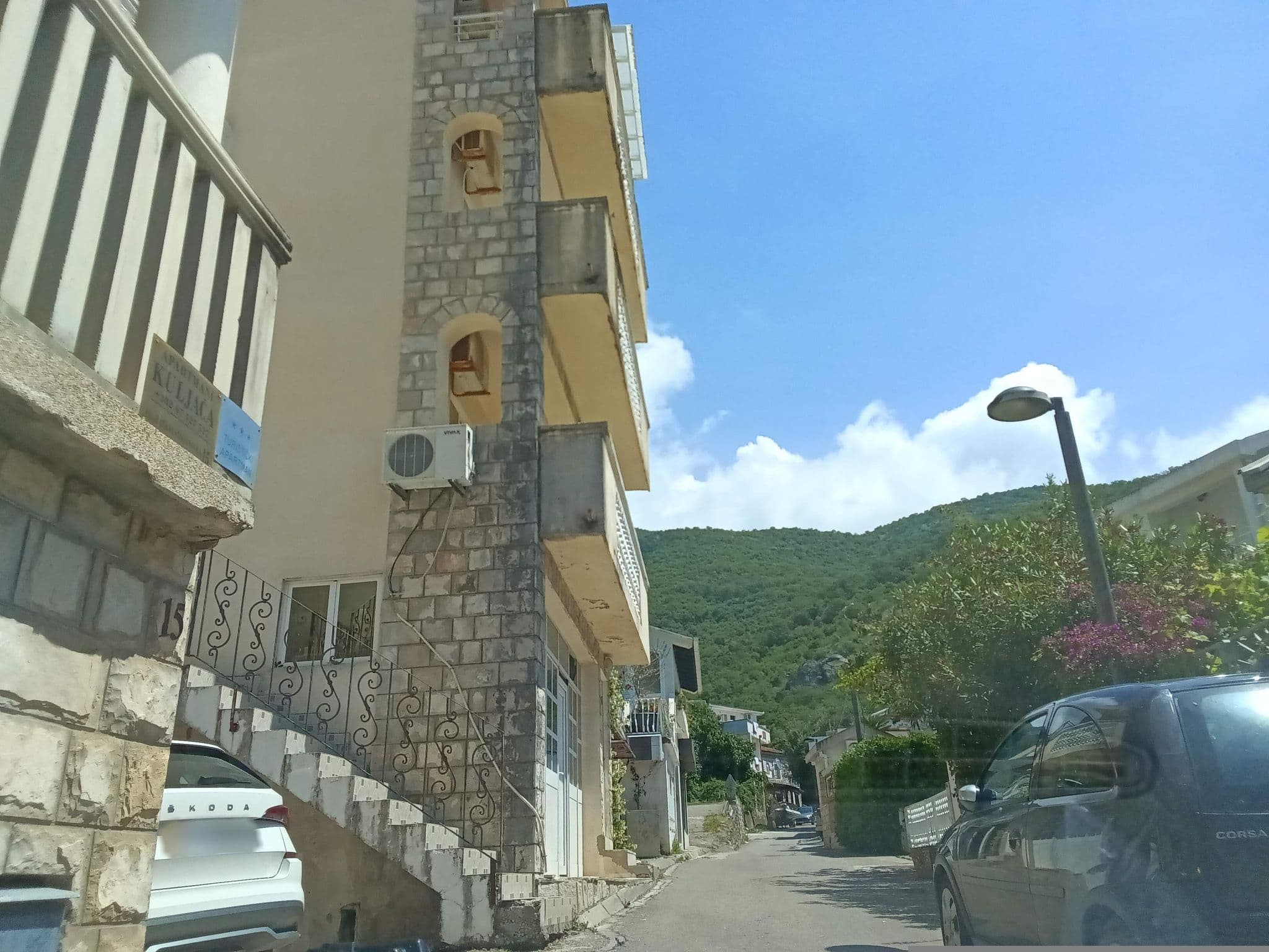 Street view near Apartmani Kuljača, Budva