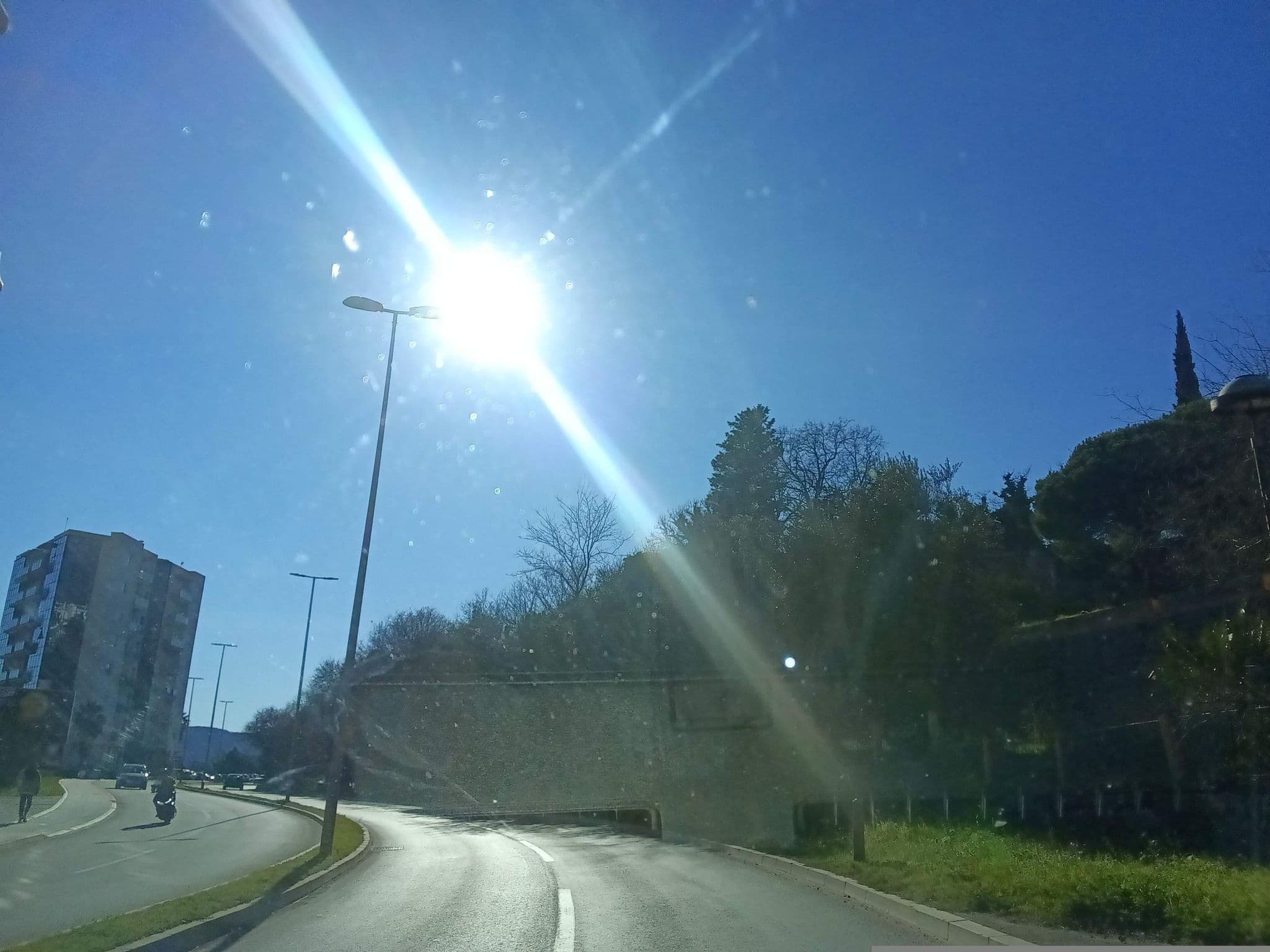 Street view near Alet Moc, Budva