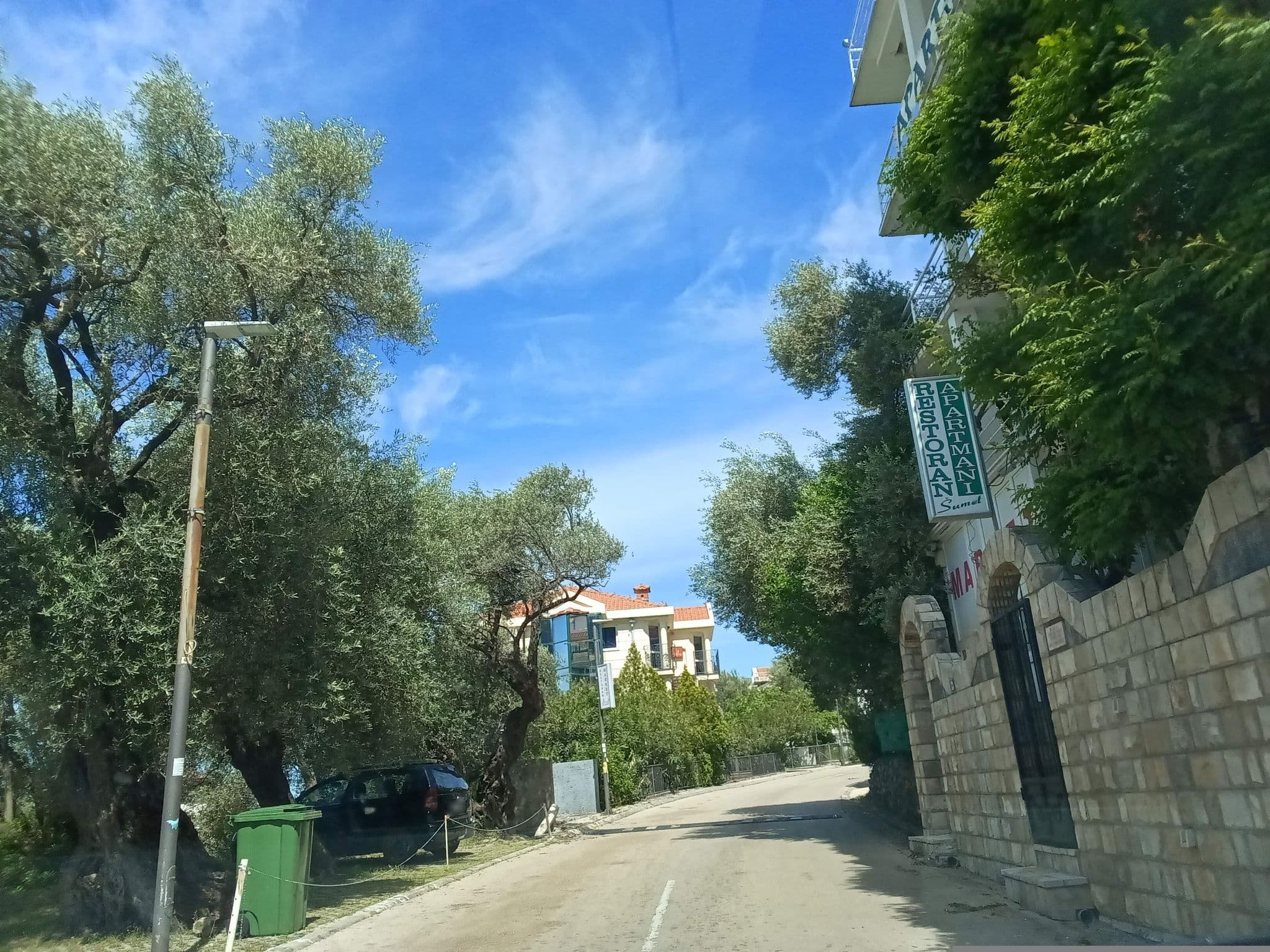 Street view near Šumet, Budva