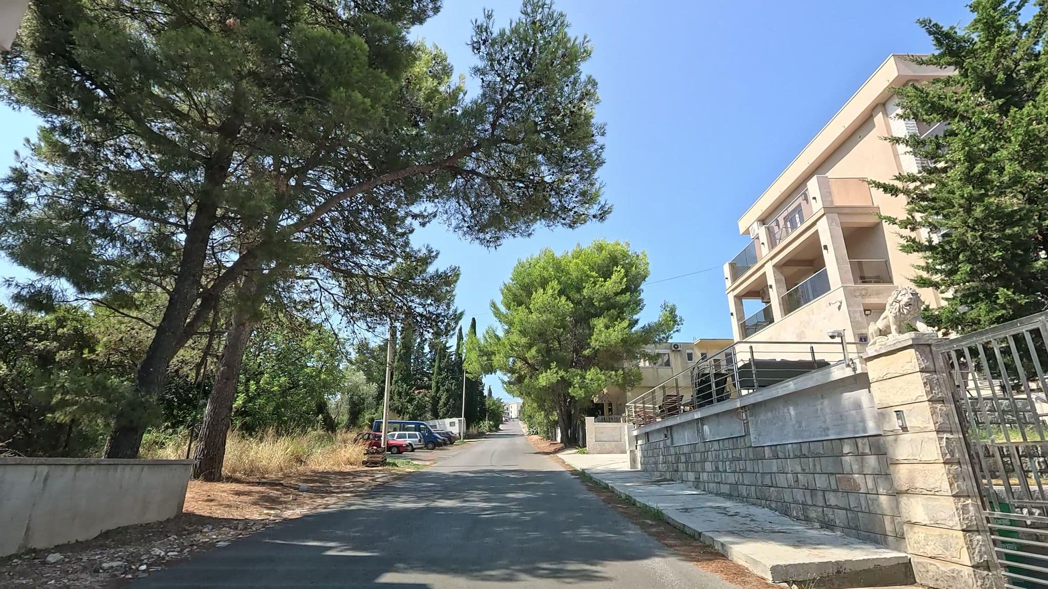Street view near Apartments Svetlana, Tivat — © Cakalovski (CC BY-SA · Mapillary)