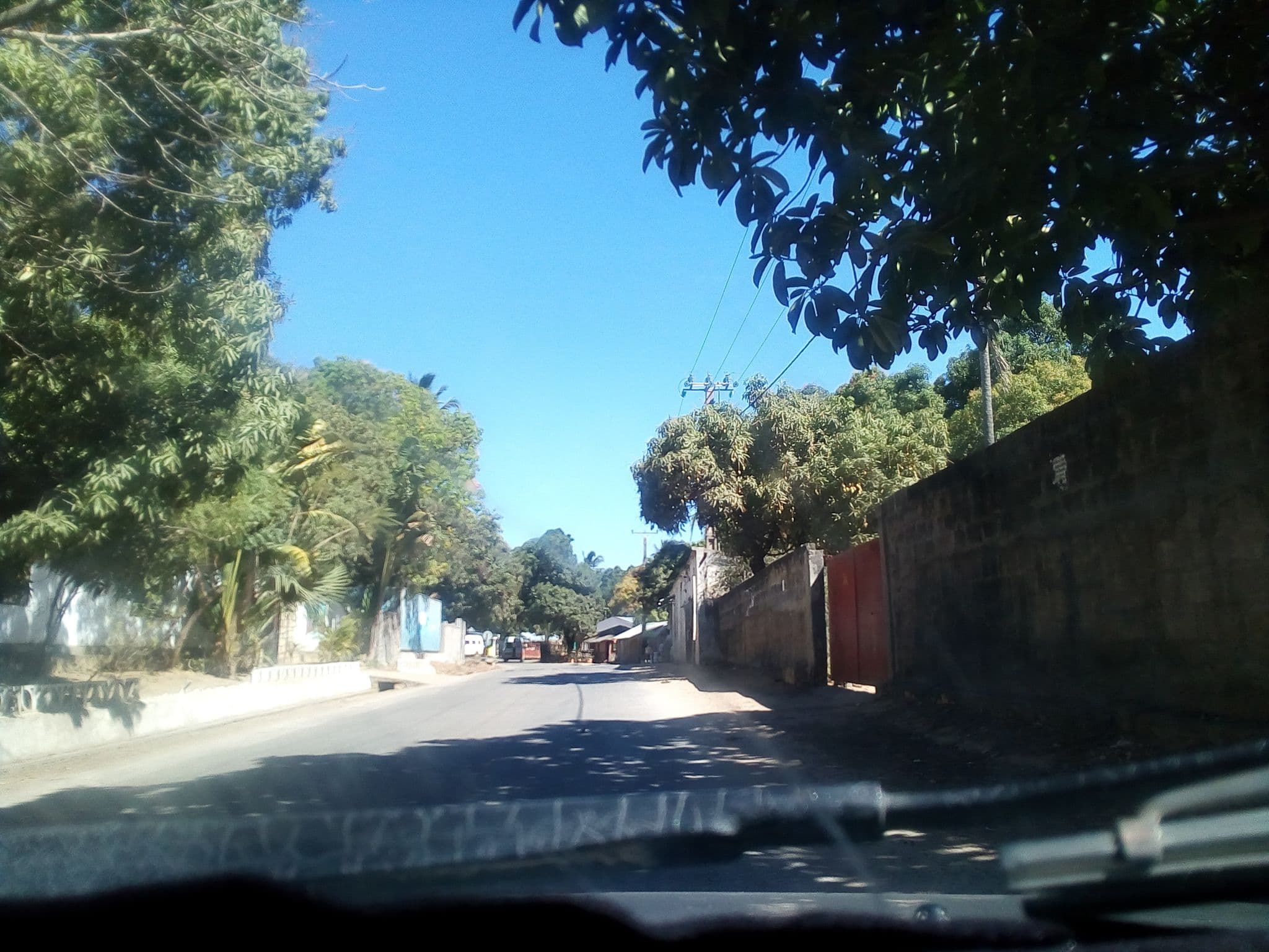 Street view near Ô'Relax, Mahajanga — © eric_s (CC BY-SA · Mapillary)