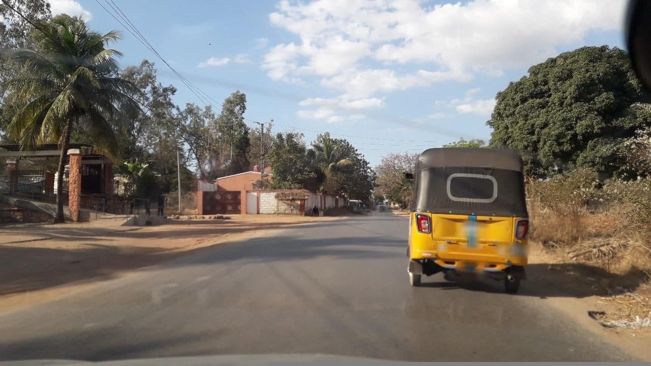 Street view near New Park Resort, Mahajanga — © eric_s (CC BY-SA · Mapillary)