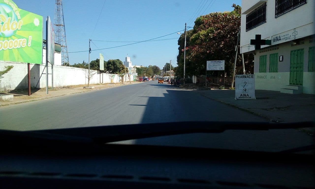 Street view near Hotel du Stade, Mahajanga — © eric_s (CC BY-SA · Mapillary)