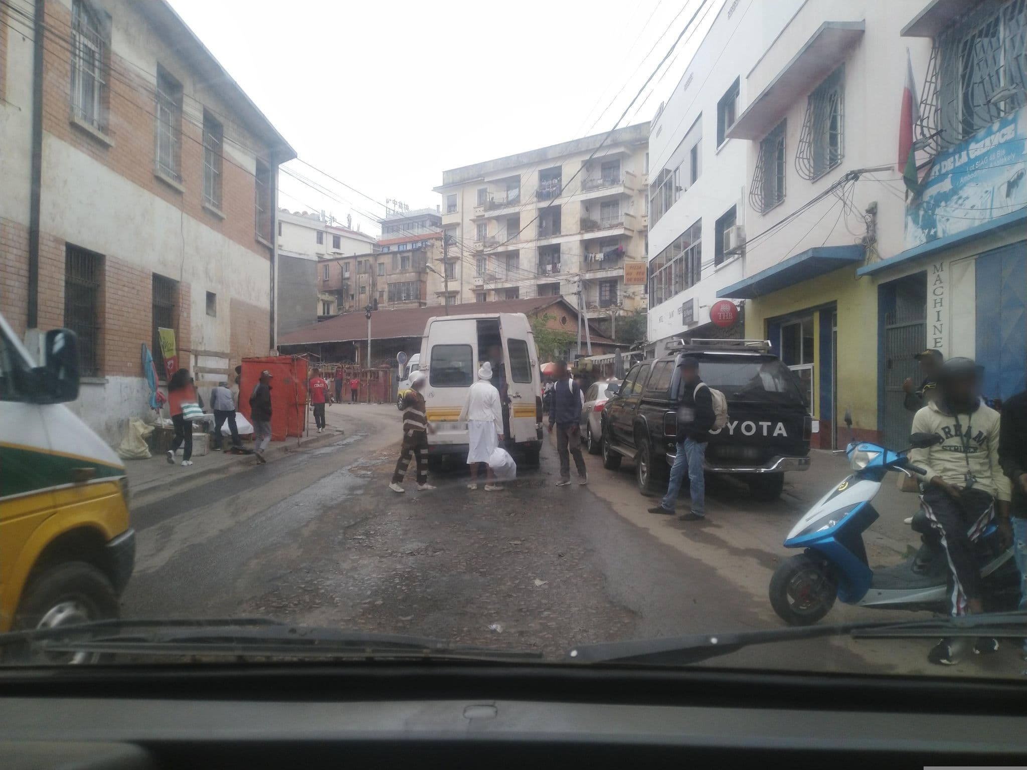 Street view near Hotel 2026, Antananarivo