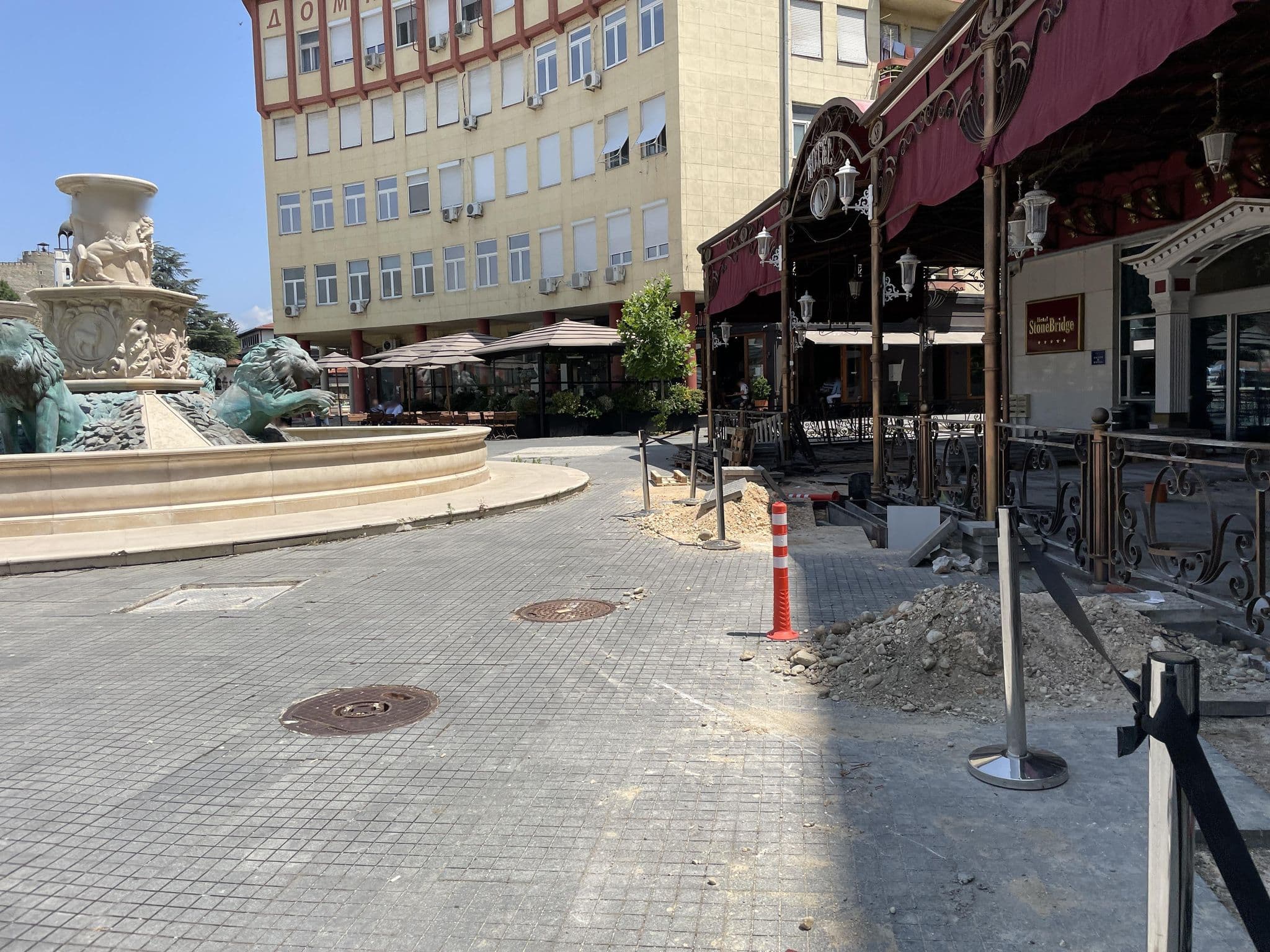 Street view near Stone Bridge, Skopje — © asturksever (CC BY-SA · Mapillary)
